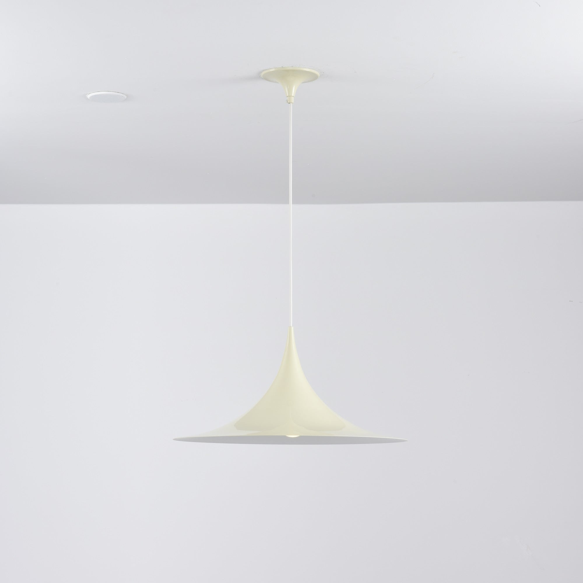 Althiran Suspension Acier Sculpturale