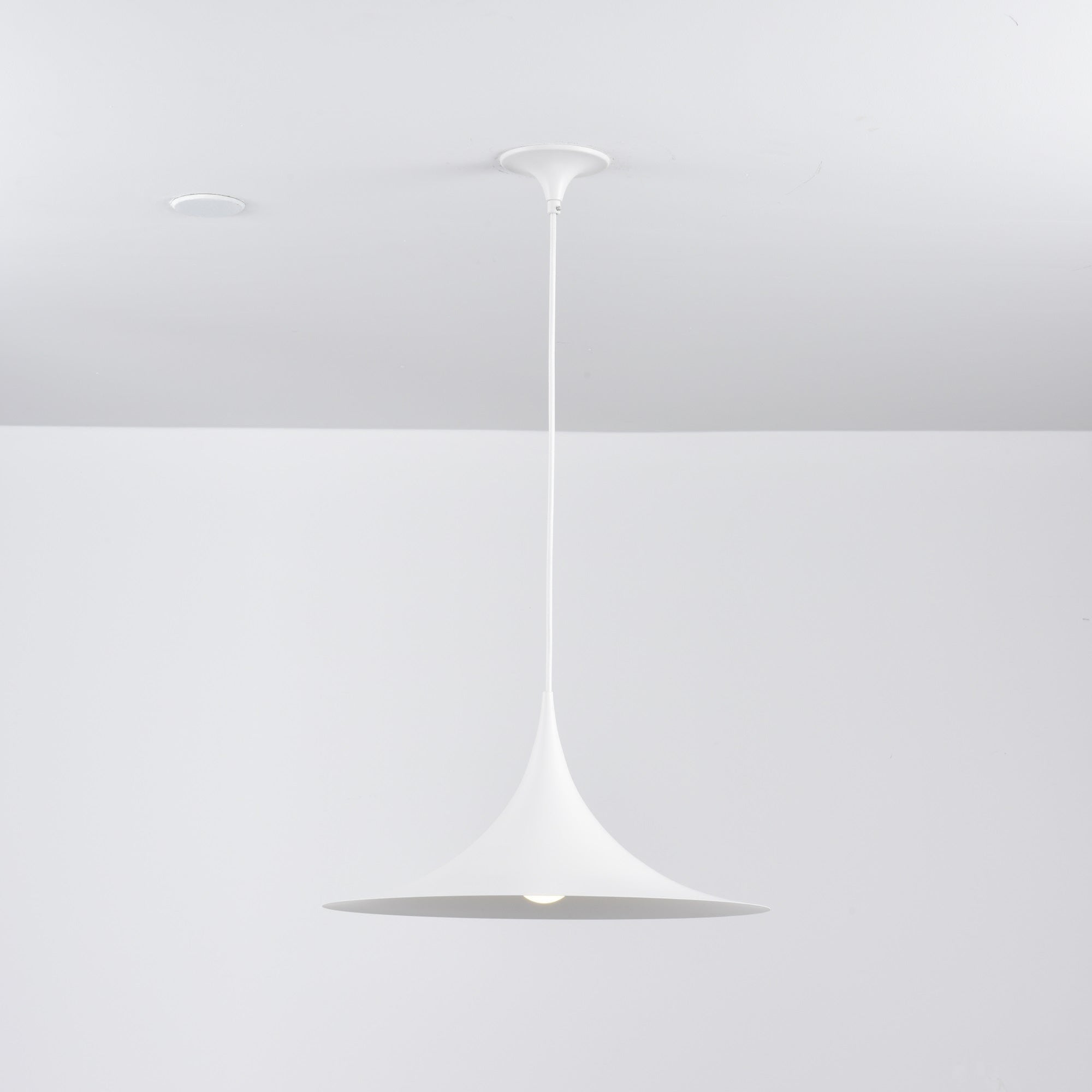 Althiran Suspension Acier Sculpturale