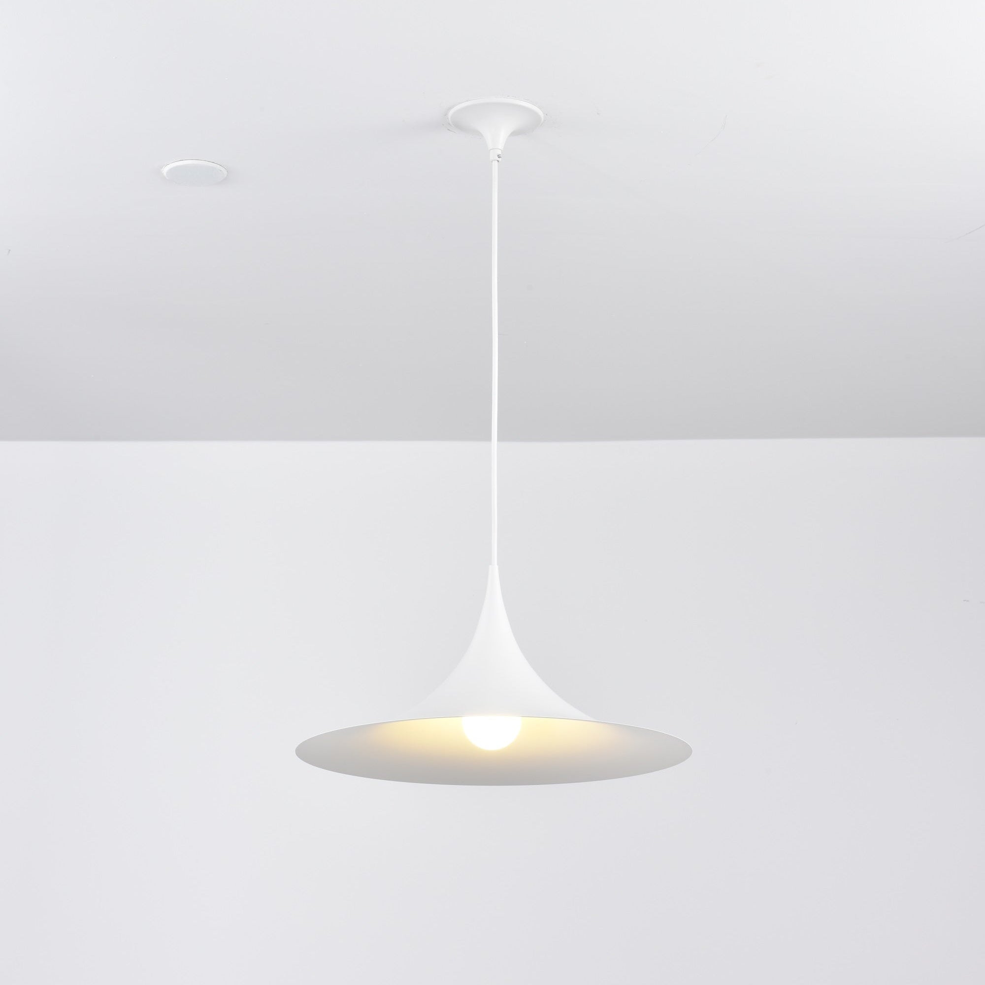 Althiran Suspension Acier Sculpturale