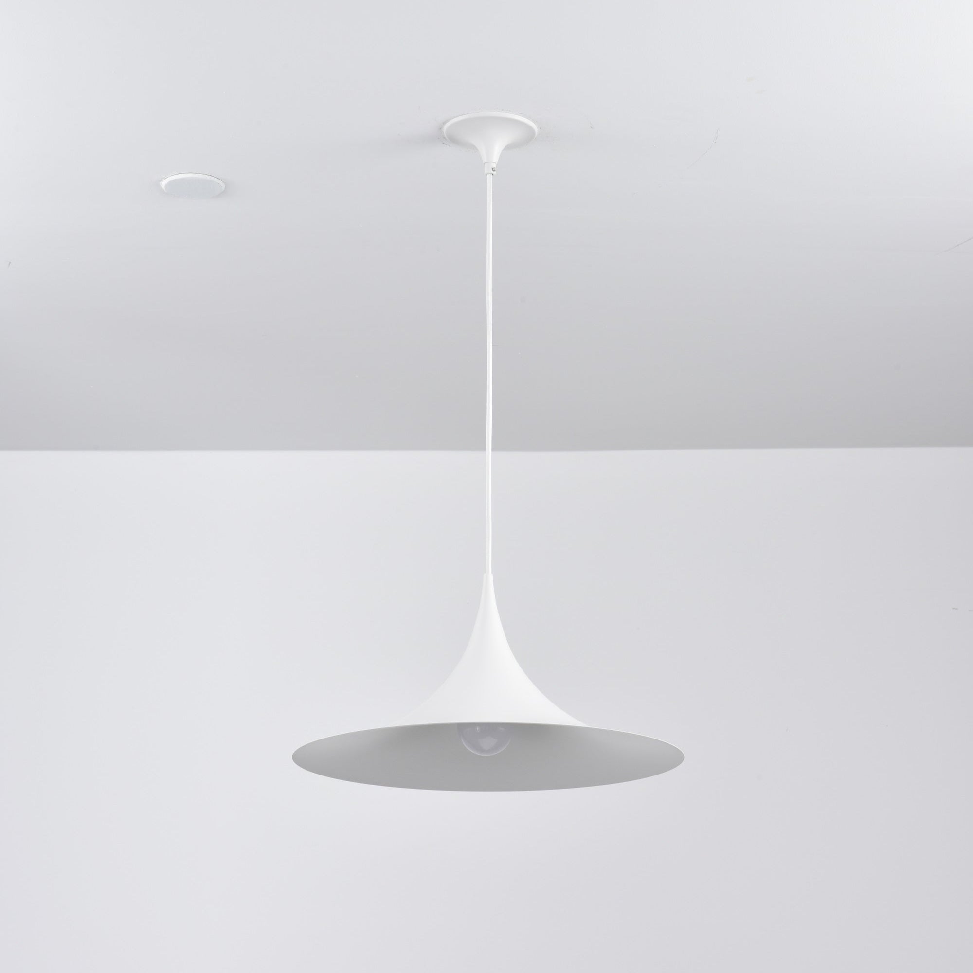 Althiran Suspension Acier Sculpturale