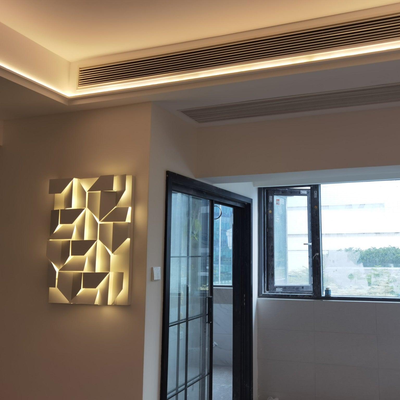 Arthaen Shadows Grand Sconce Wall lamp