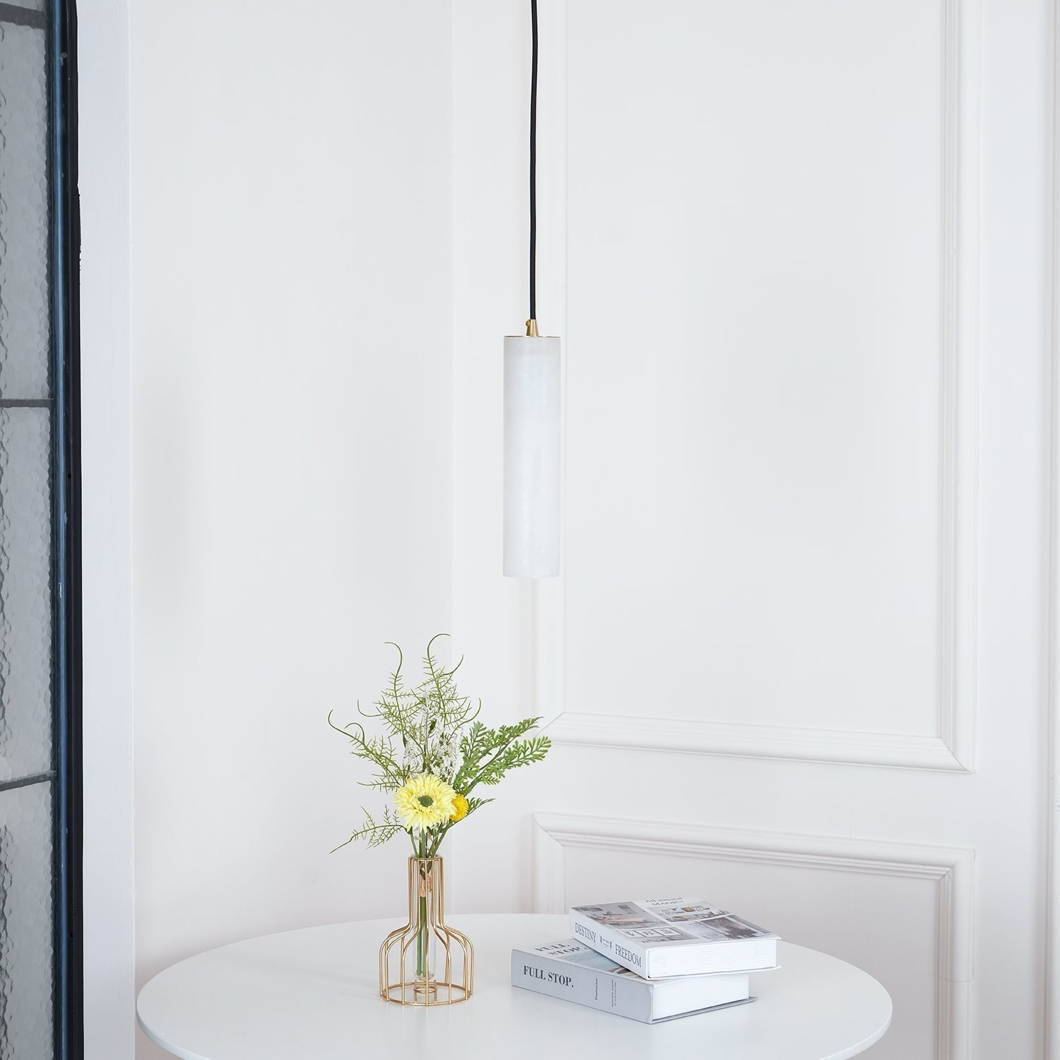 Nyxara Suspension Cluster Albâtre