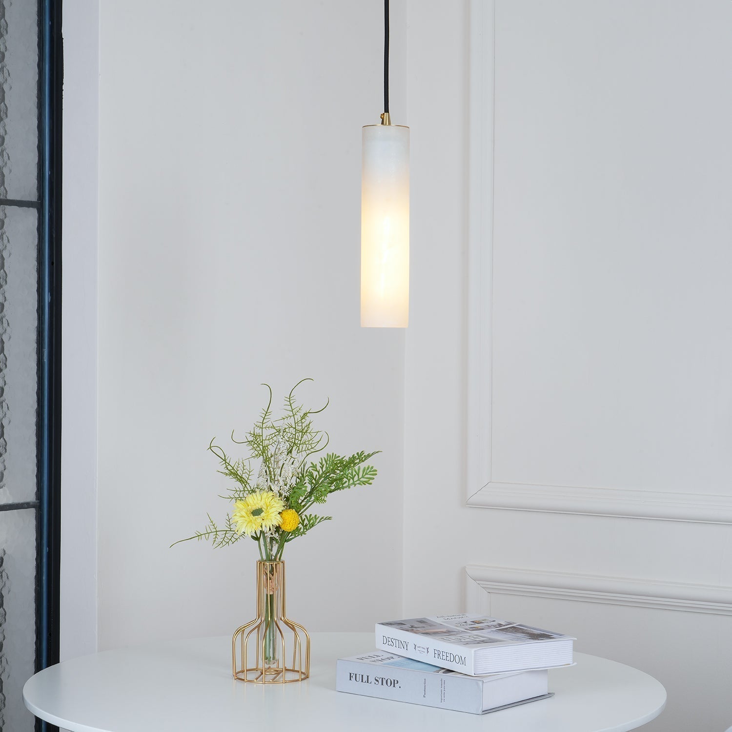 Nyxara Suspension Cluster Albâtre