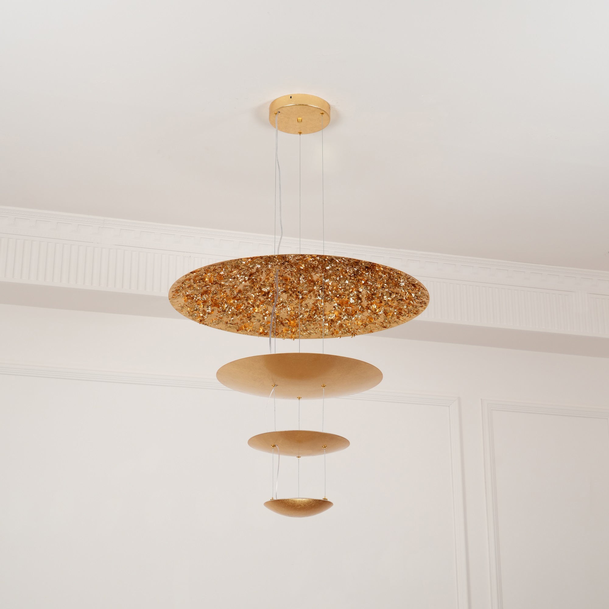 Zathaara Suspension Feuilles d’Or Étagées