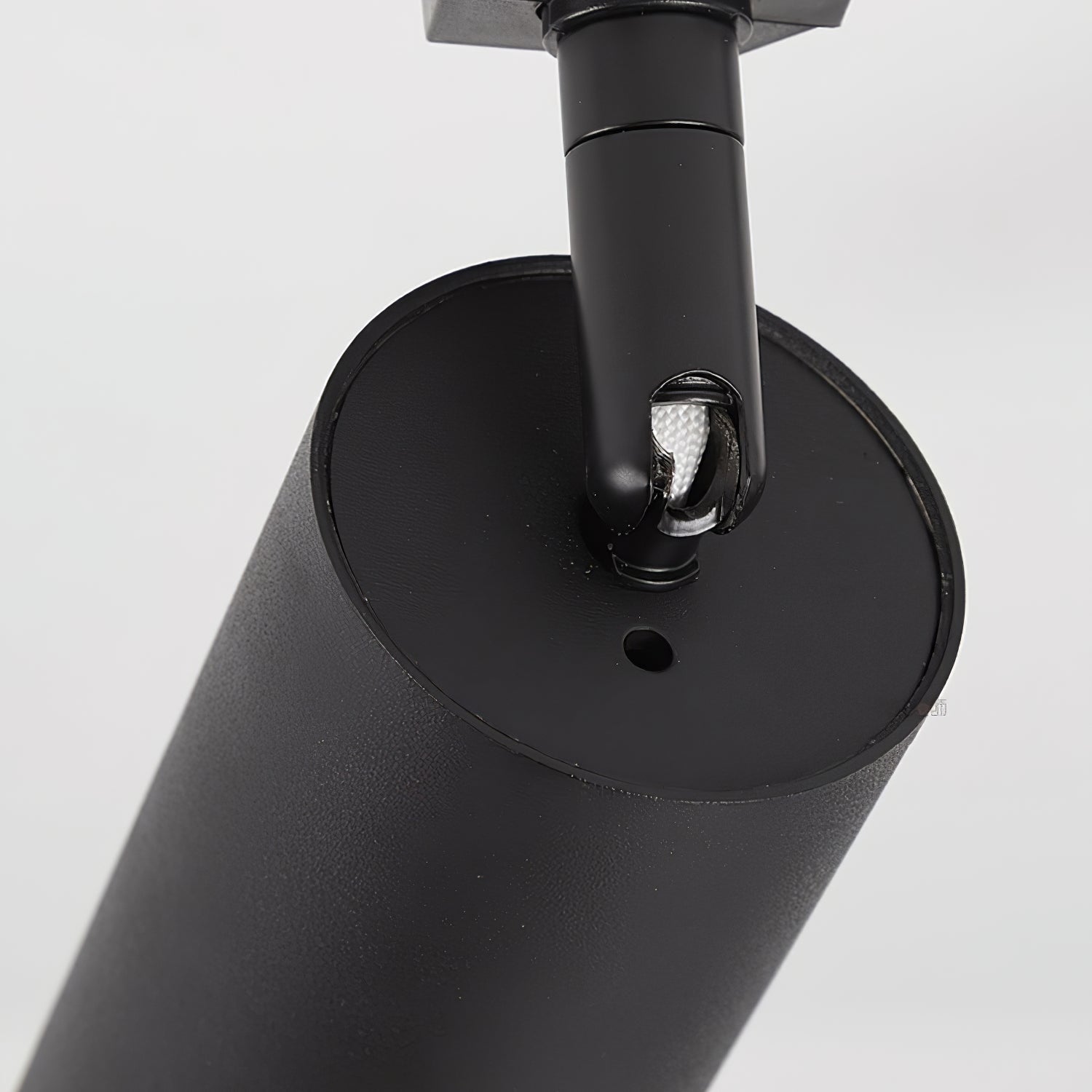 Solara Plafonnier Cylindre Élégant avec Style Minimaliste
