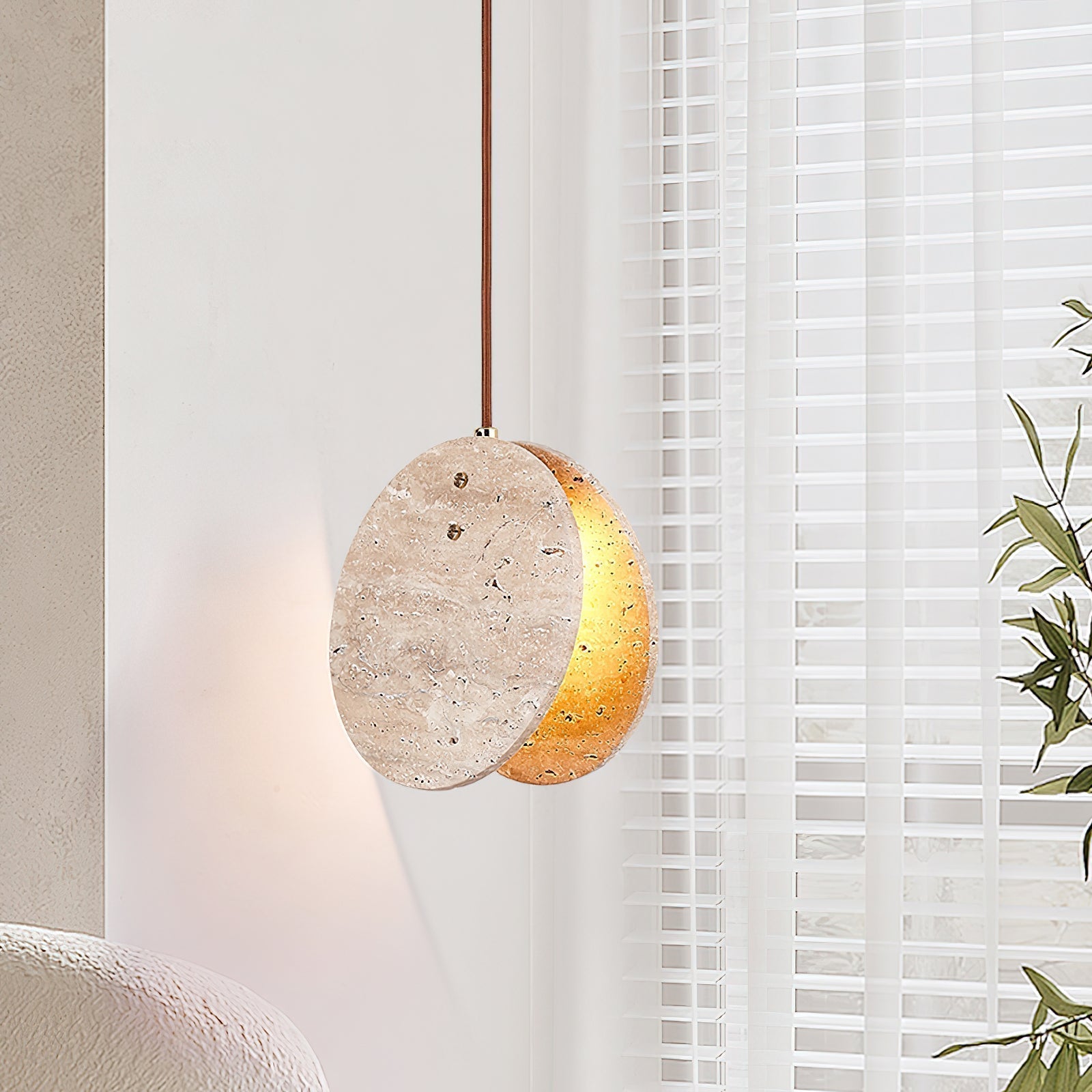 Lunarae Suspension Croissant en Travertin