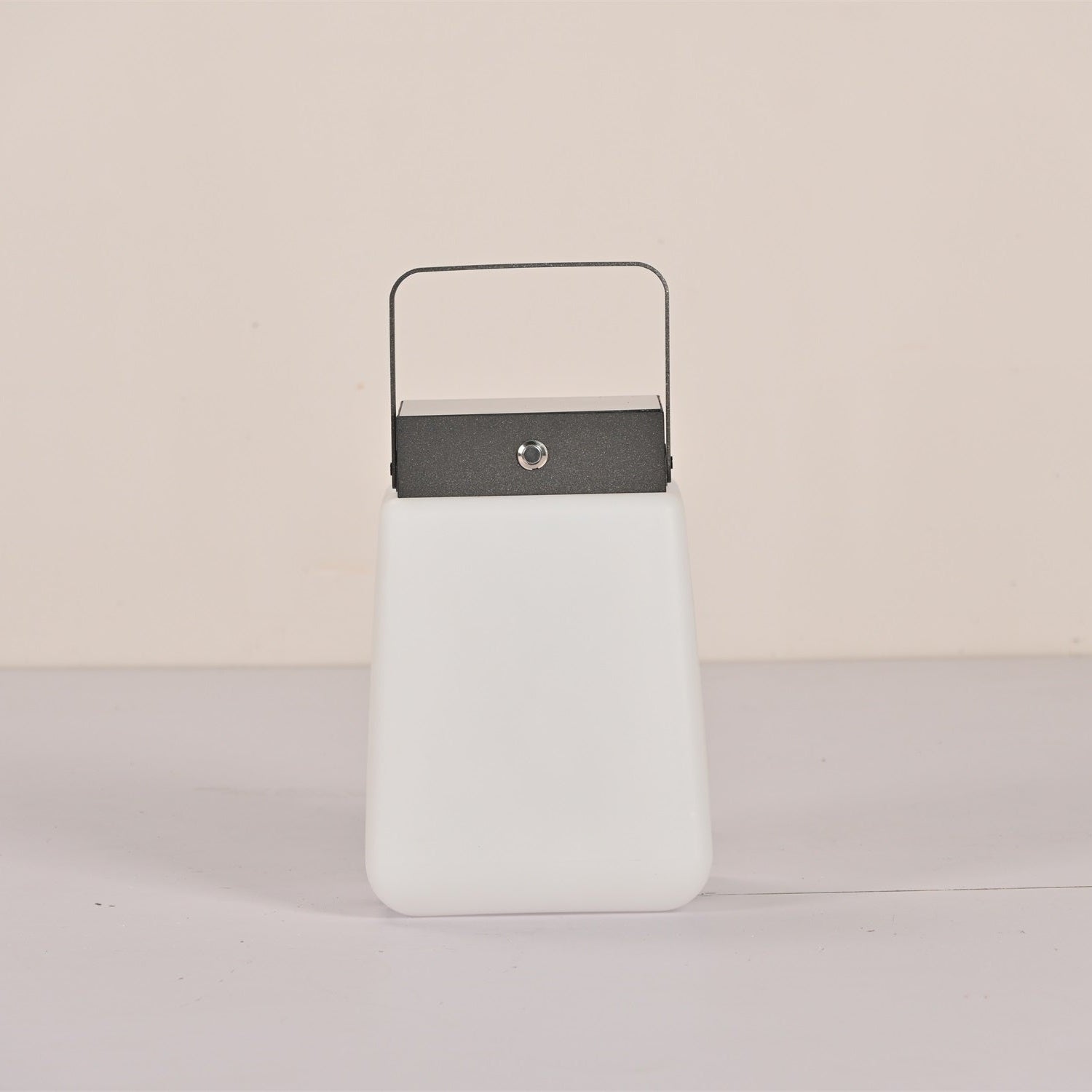 Dillon Lumière Extérieure PE Minimaliste
