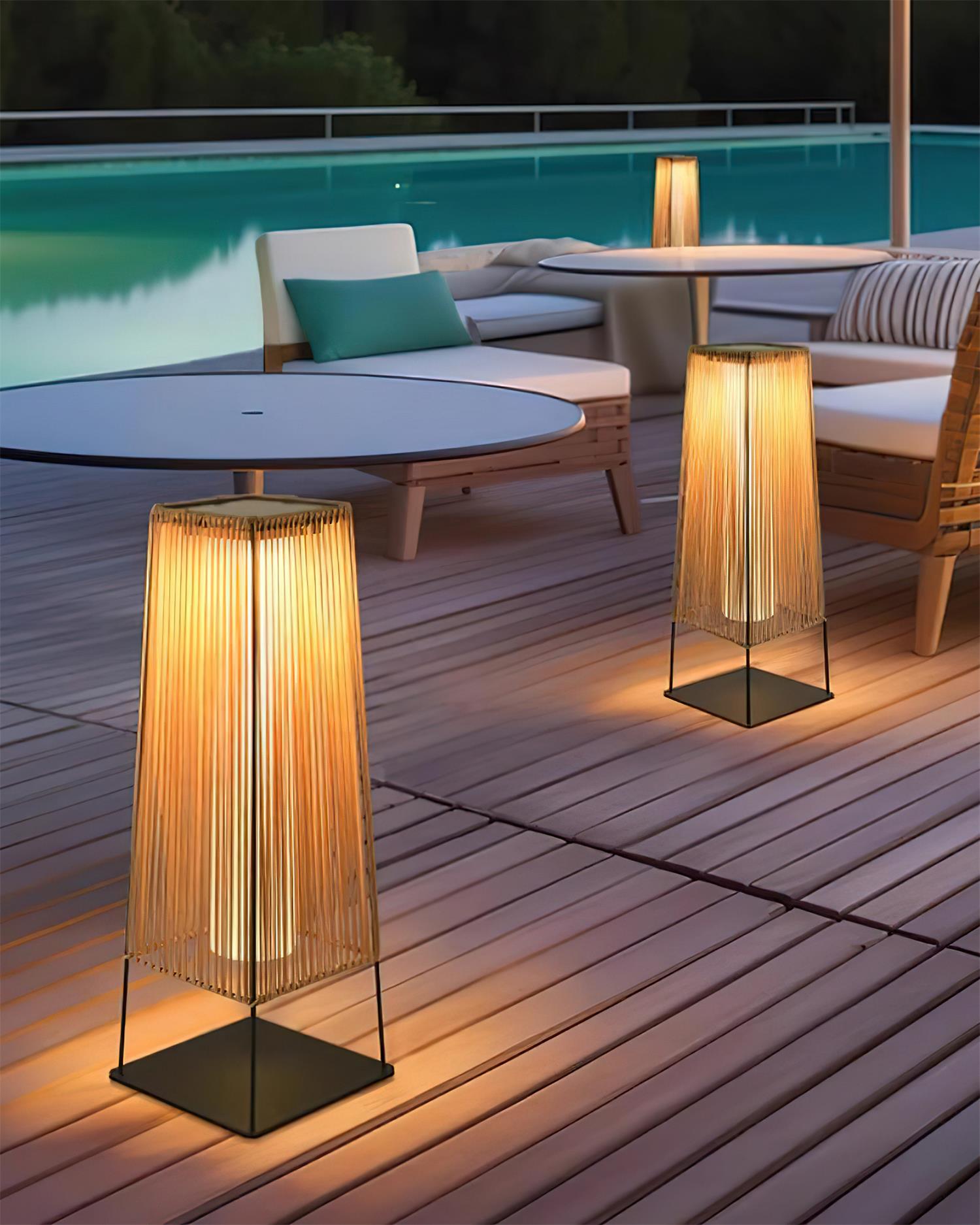 Solara Lampe de Poteau Extérieure à Lames Verticales