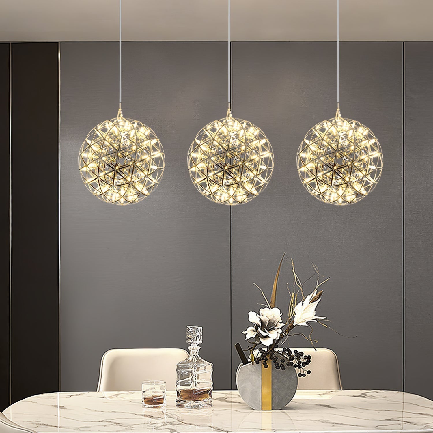 Ivthayra Suspension Boule Dorée de Luxe Postmoderne