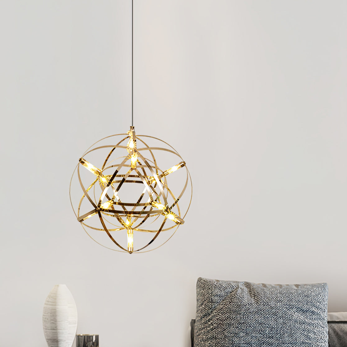 Ivthayra Suspension Boule Dorée de Luxe Postmoderne