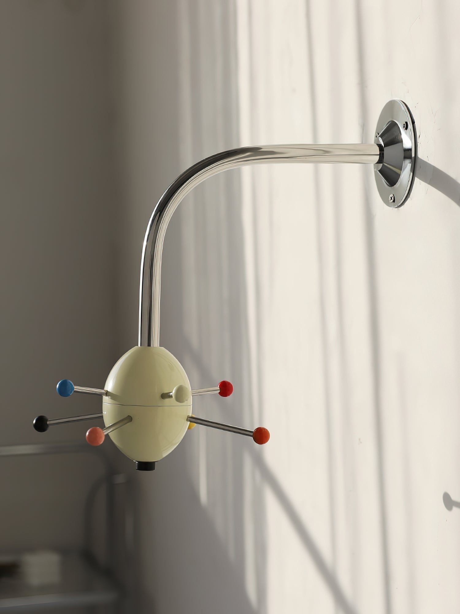 Sputnik Porte-Manteau Mural avec Crochets Colorés pour Couloir Moderne