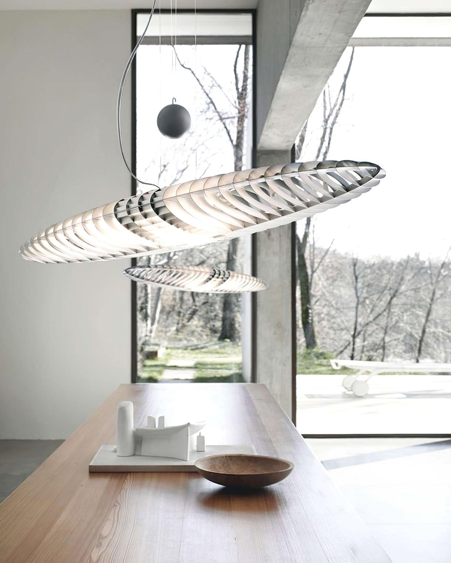 StarShip Suspension Futuriste Sculpturale