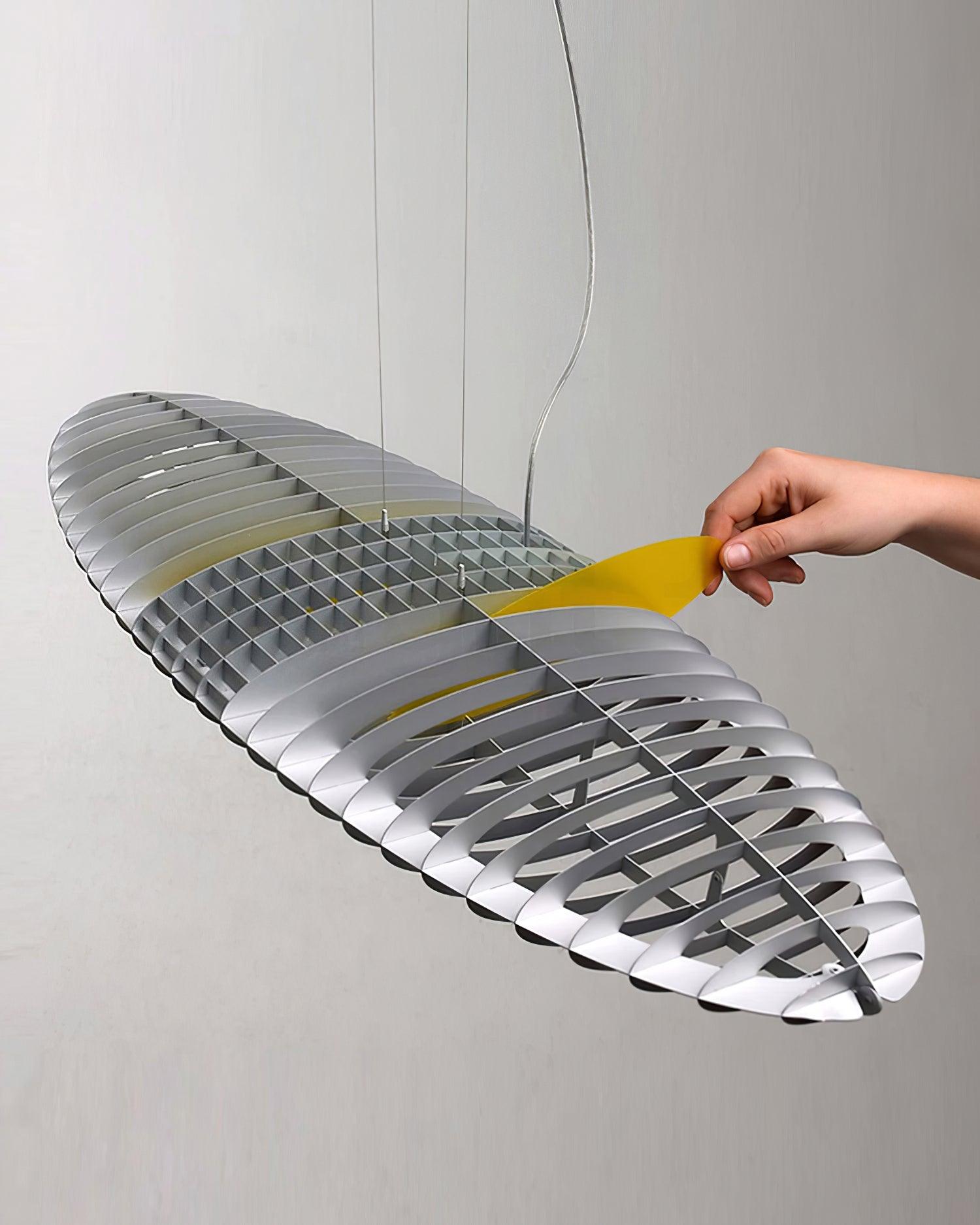 StarShip Suspension Futuriste Sculpturale