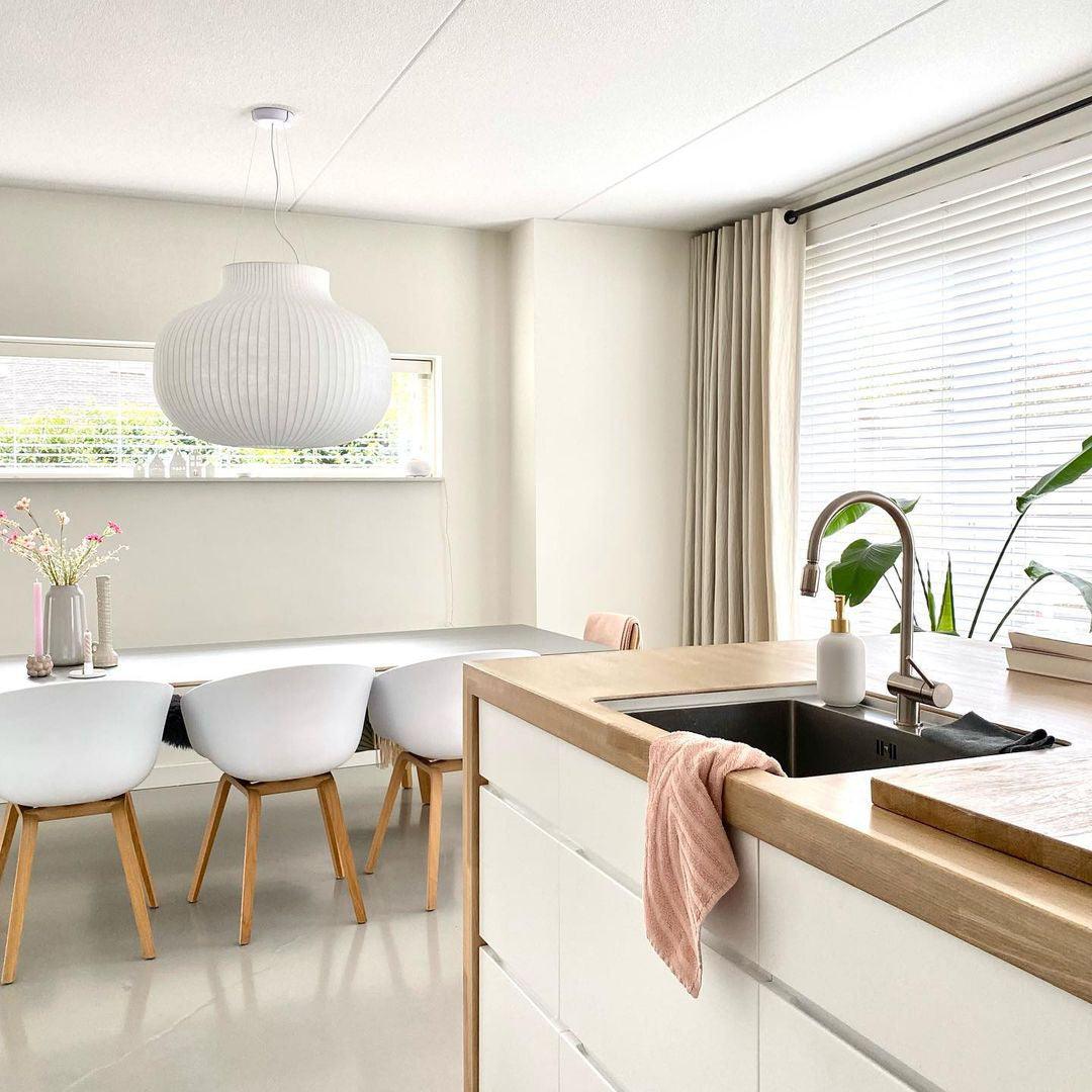 Suspension Abat-jour en Soie Pliée Courbée Moderne Minimaliste