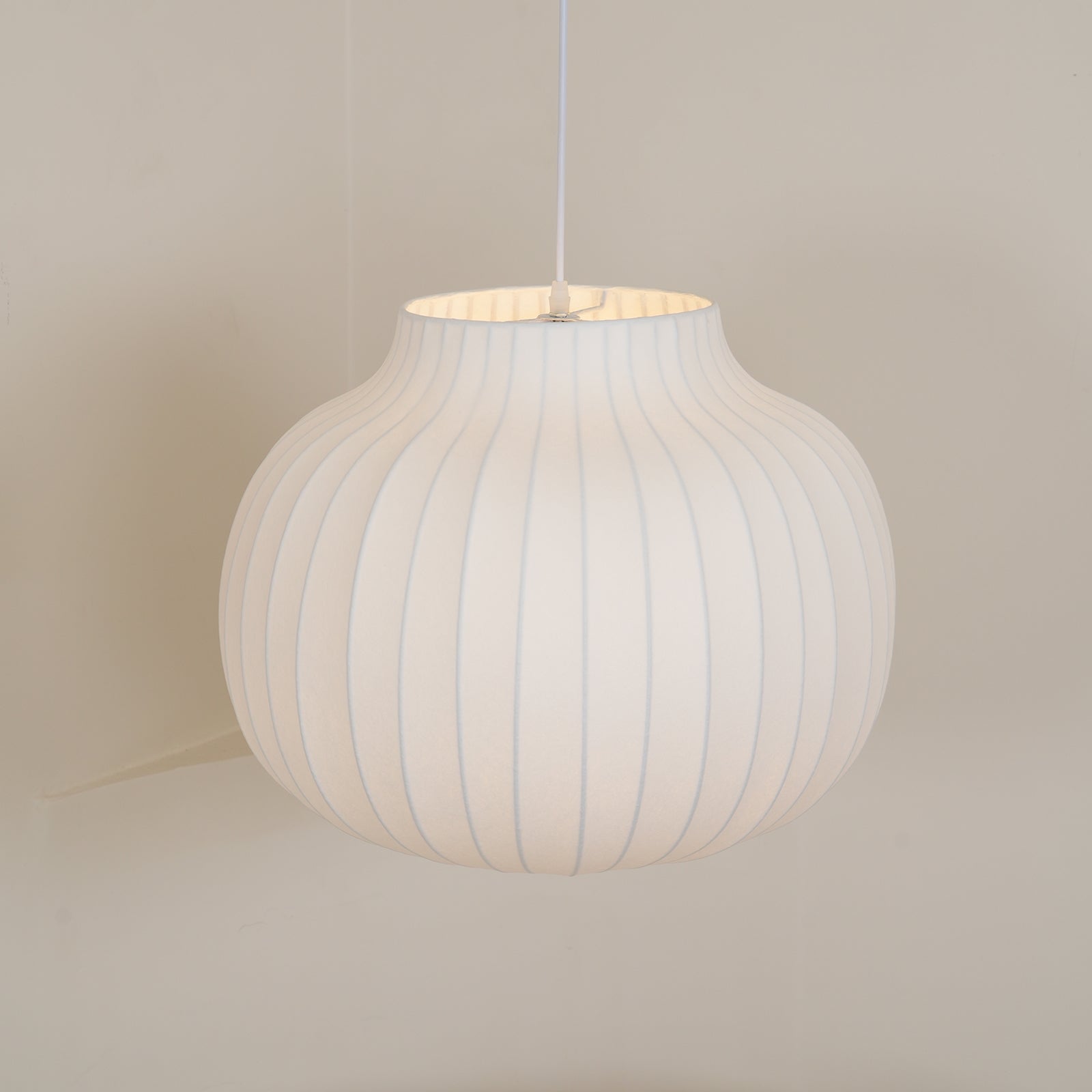 Suspension Abat-jour en Soie Pliée Courbée Moderne Minimaliste