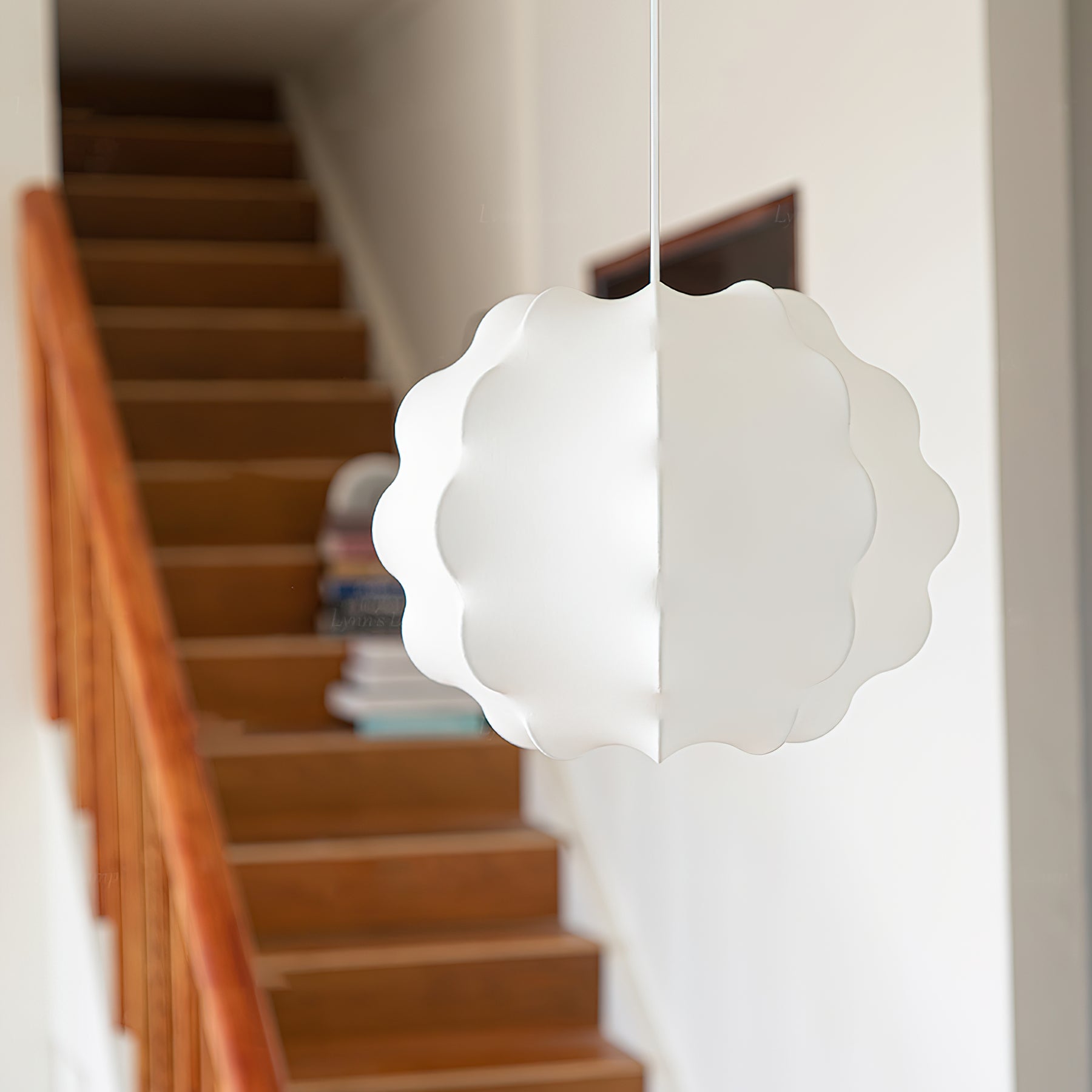 Striata Courbe Suspension