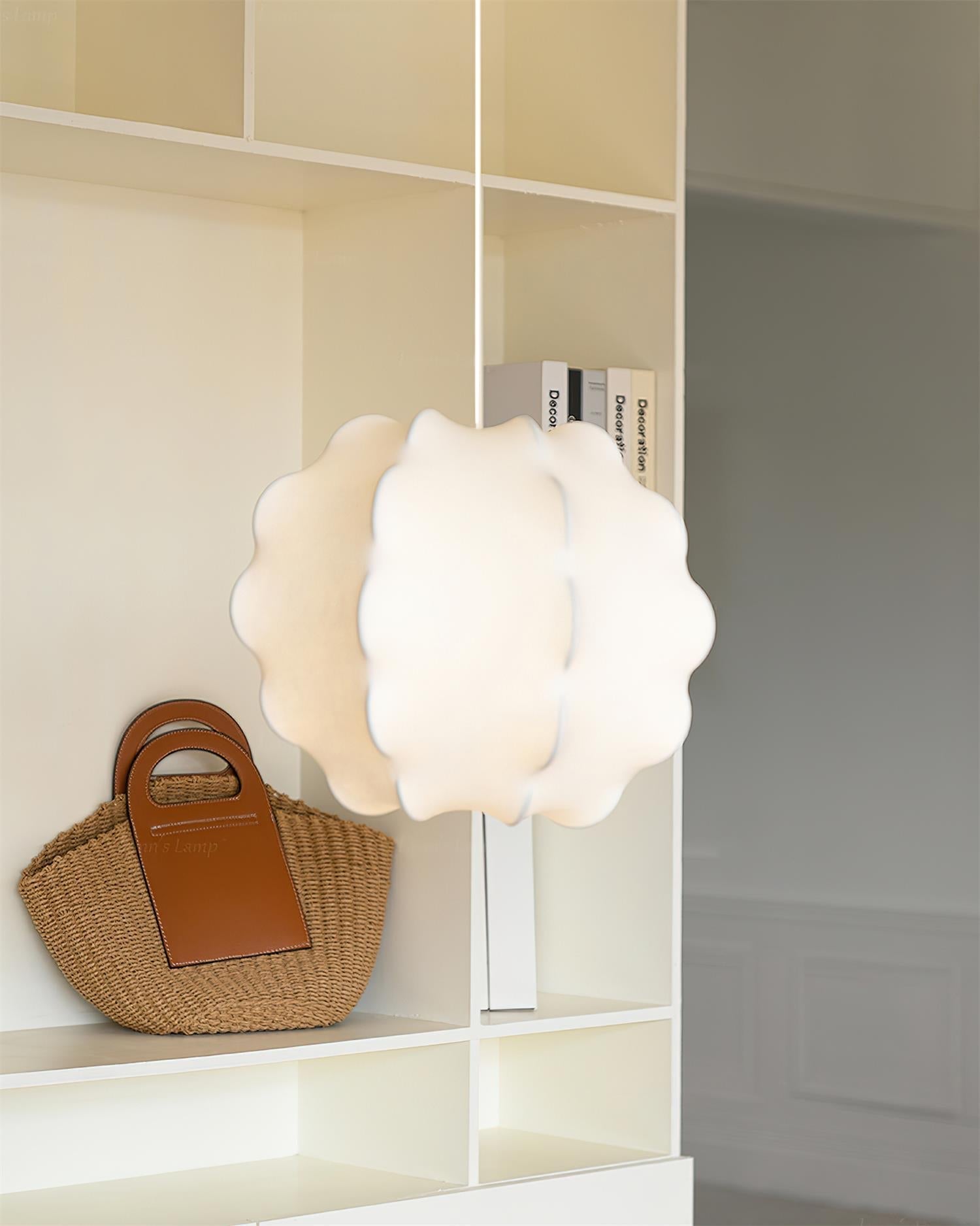 Striata Courbe Suspension