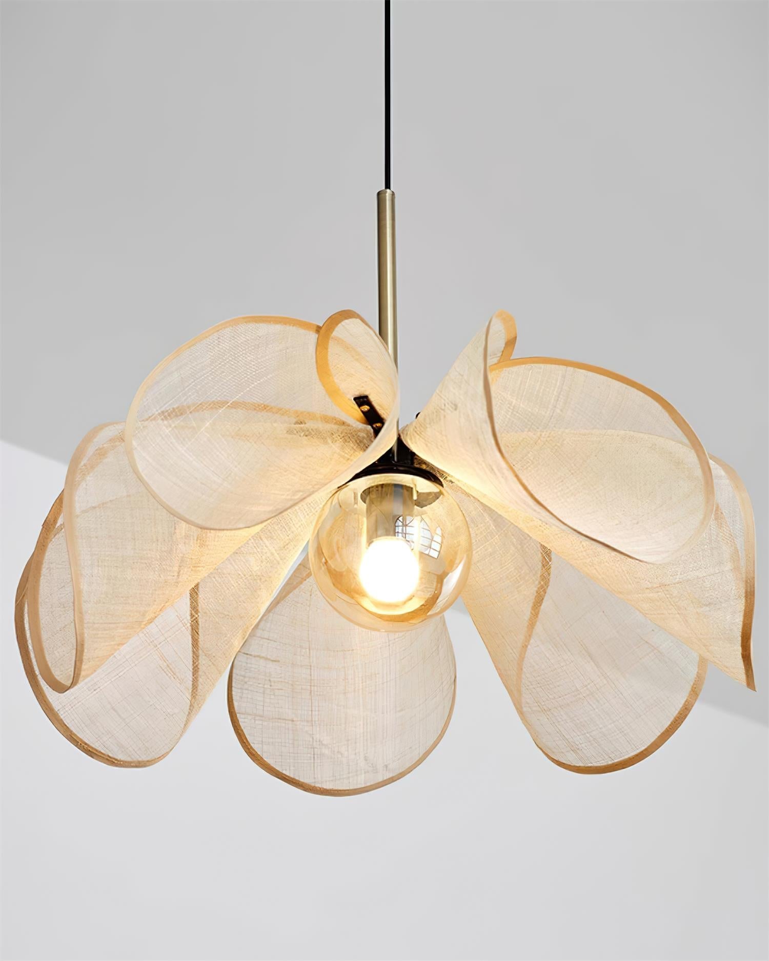 Pendant Lampe Pétale Abat-jour Fibre Végétale Marron Doux Ambiance Bohème