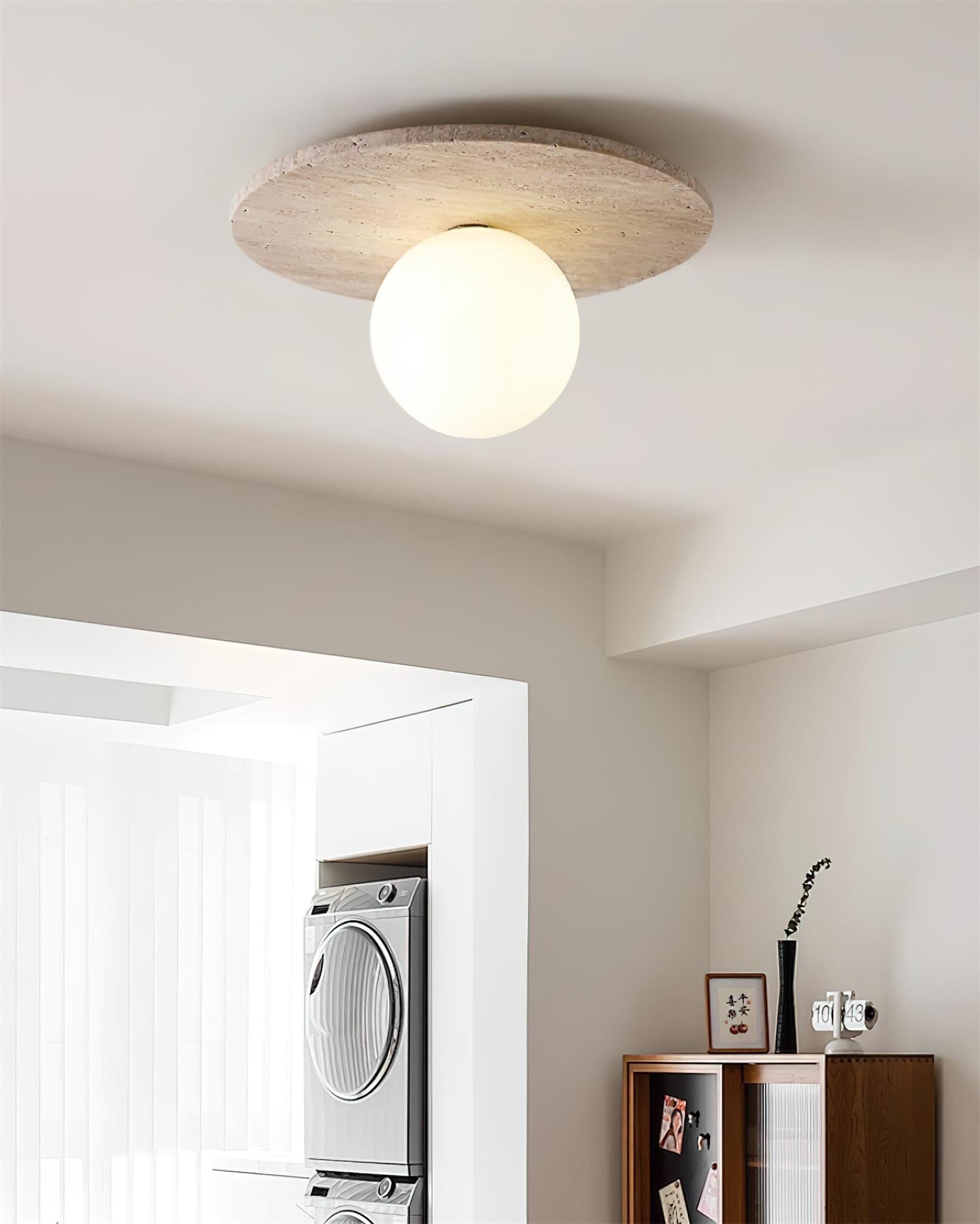 Virelli Lampe de Plafond Disque en Travertin avec Globe en Verre Scandi Cozy