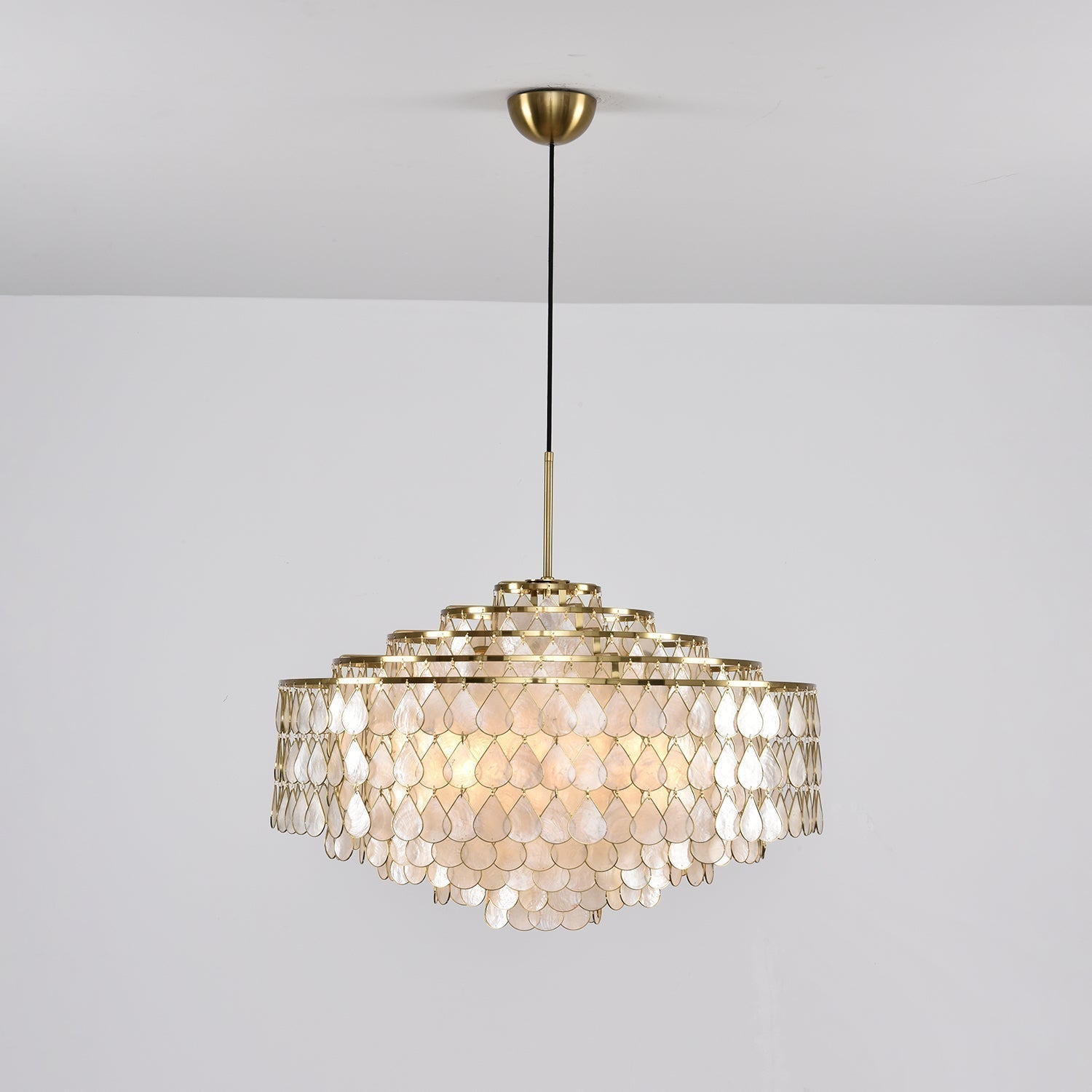 Mateo Lustre Élégant de Luxe
