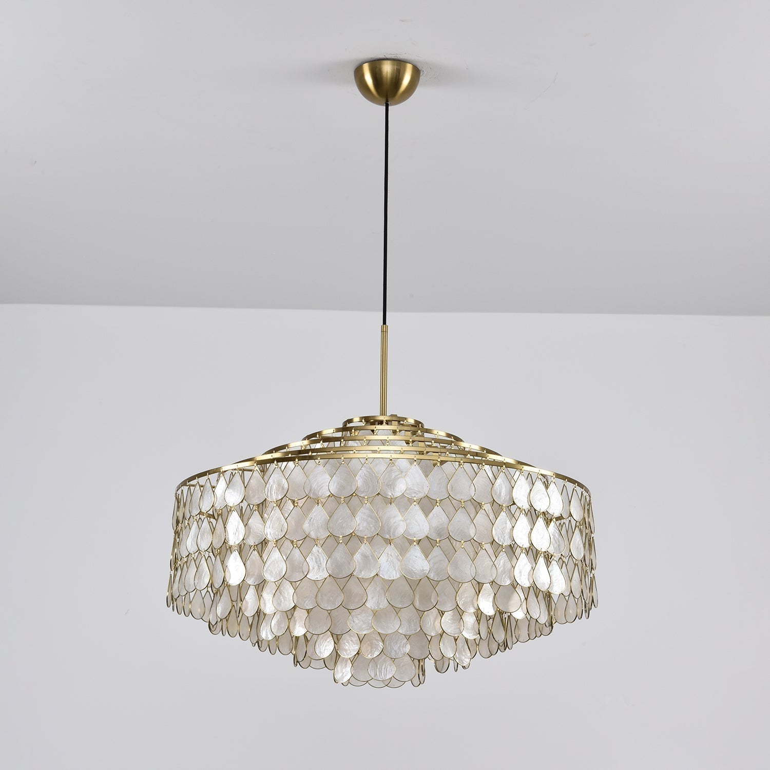 Mateo Lustre Élégant de Luxe
