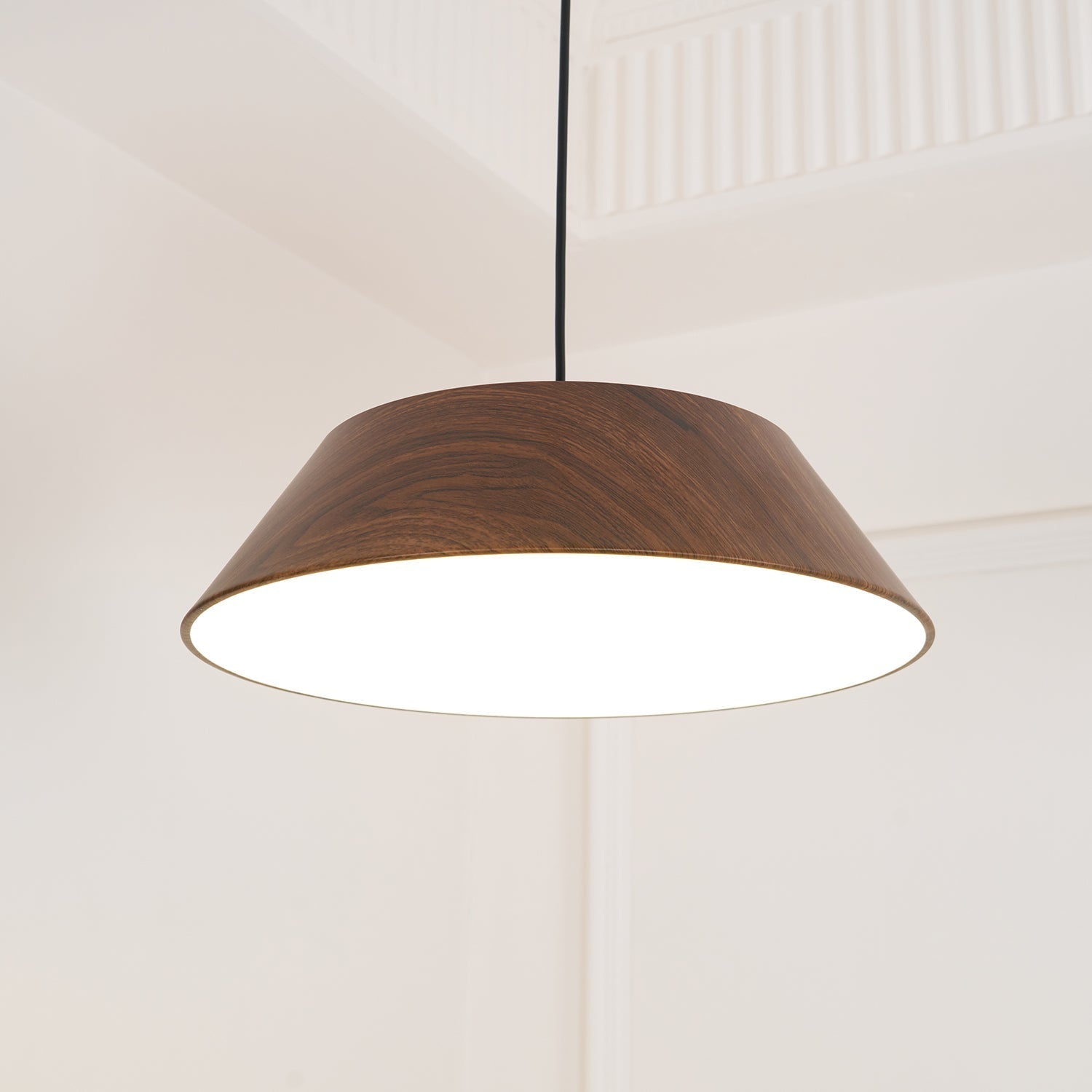 Novain Suspension en grain de bois