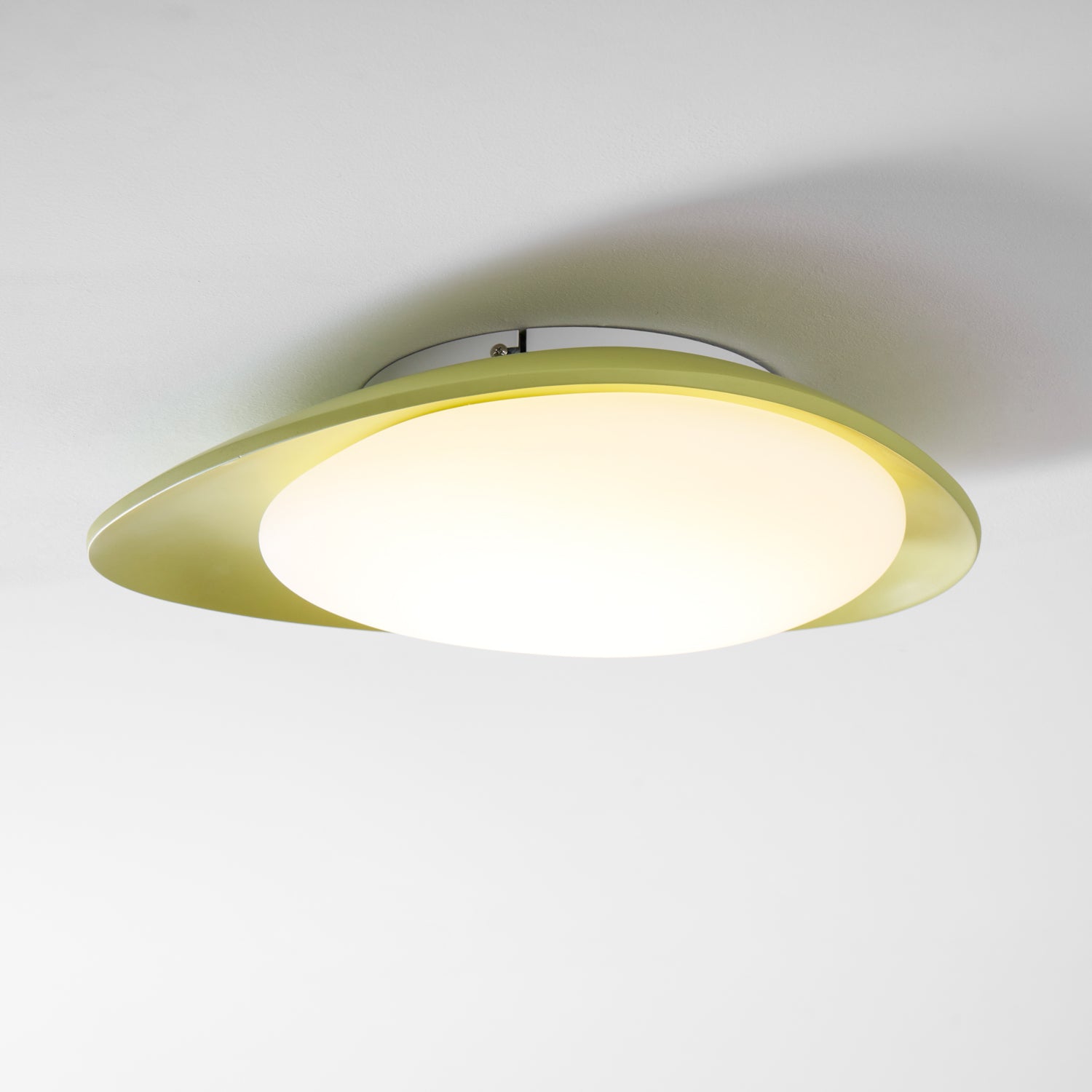 Solara Suspension Résine Ovale Douce Contemporaine