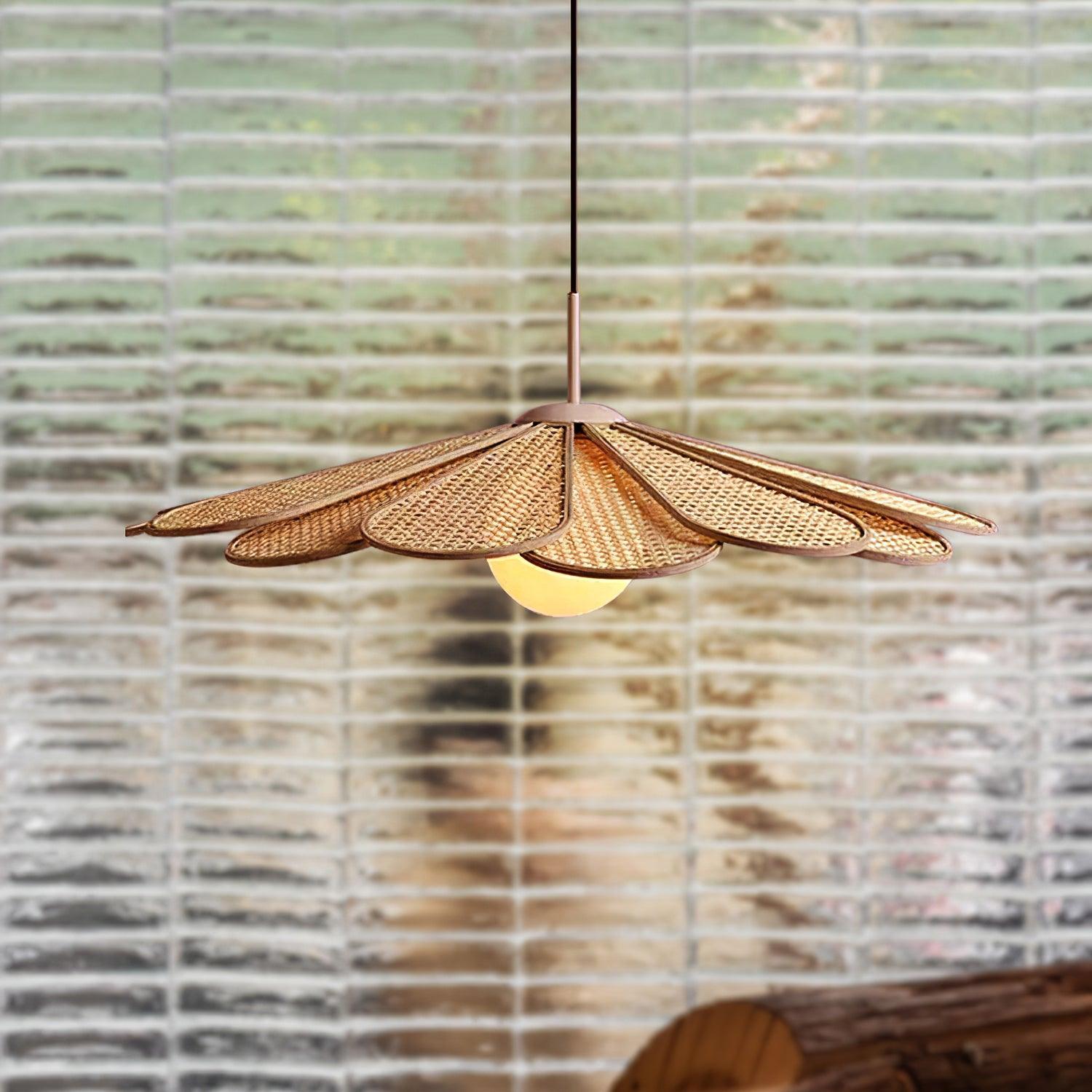 Luma Suspension Abat-jour Pétale Rattan