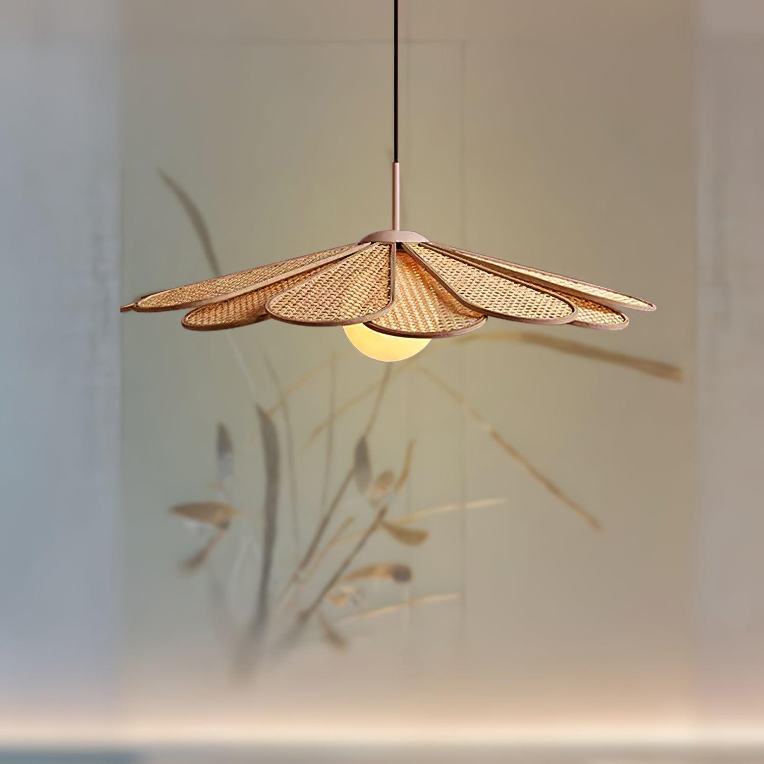 Luma Suspension Abat-jour Pétale Rattan
