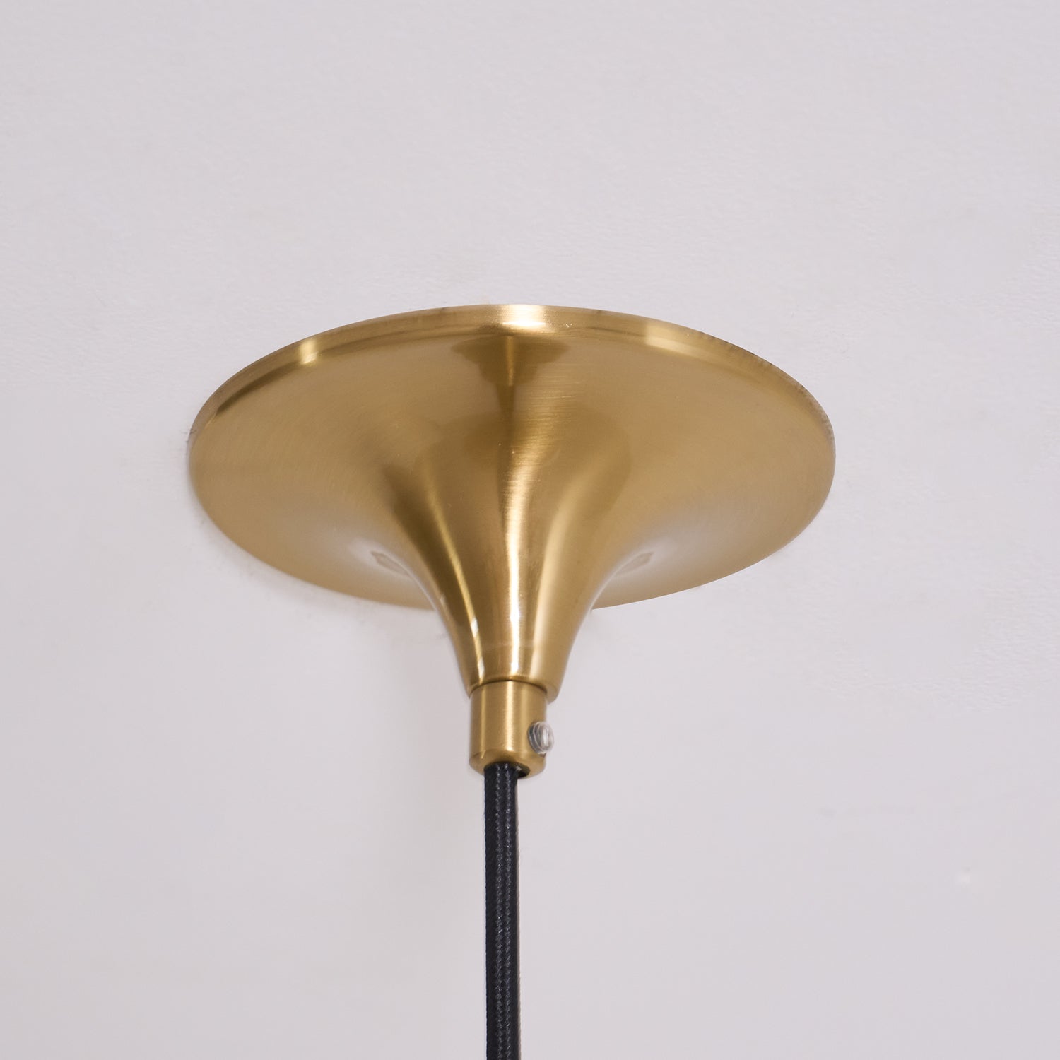 Solisin Suspension à col fin et large évasement pour salle à manger