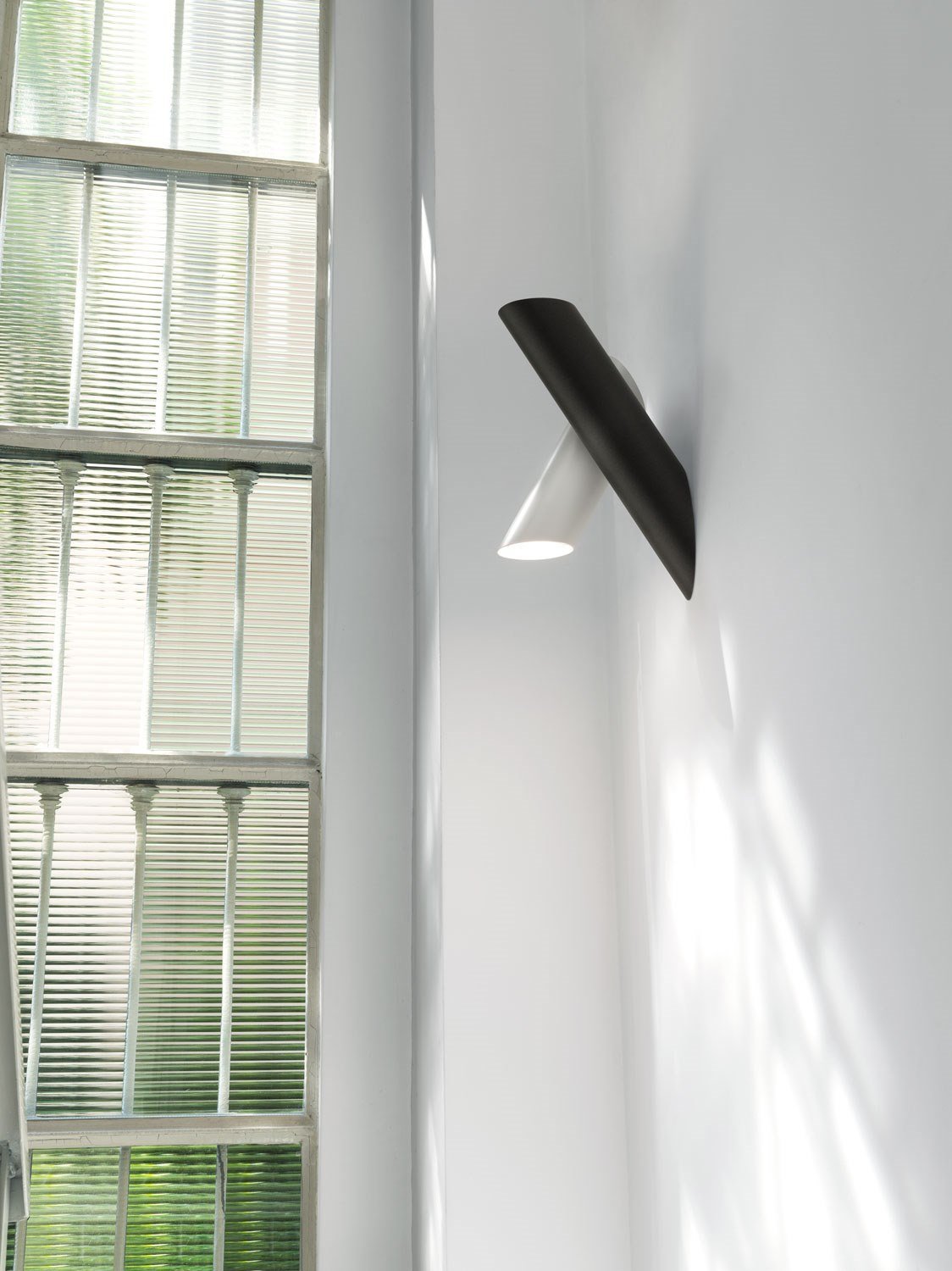 Luna Lampe Murale Métallique Minimaliste