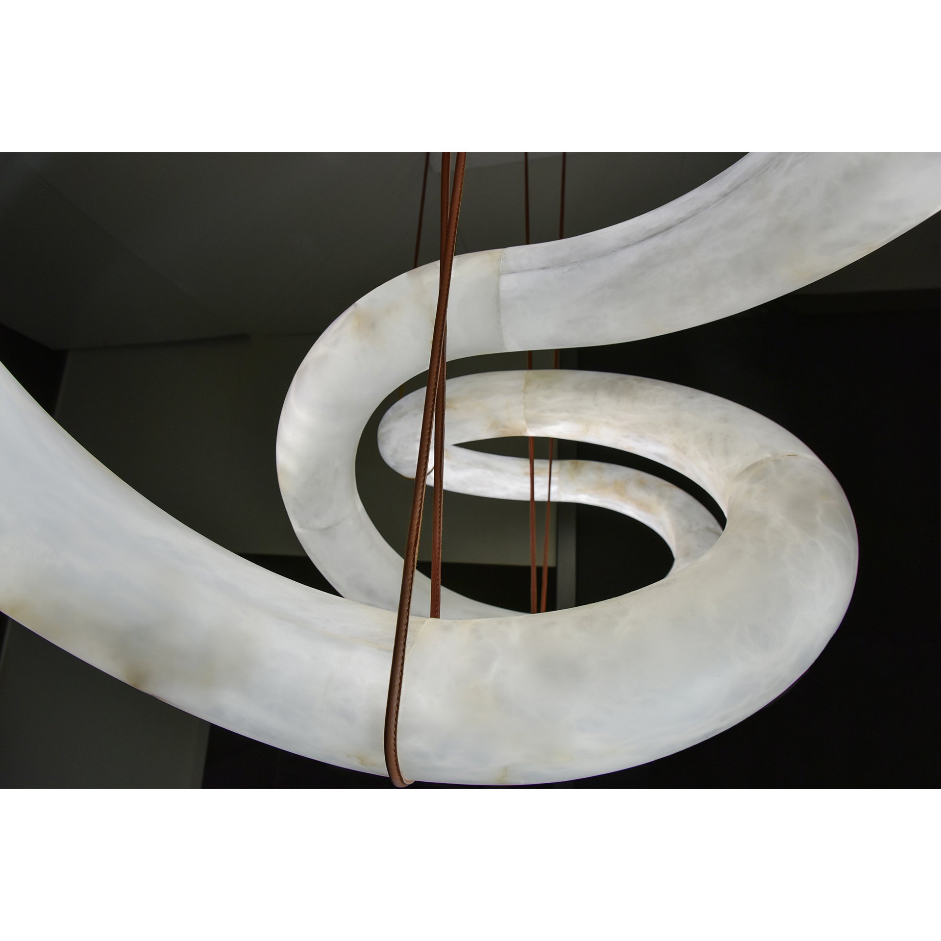 Syrinan Lustre Anneau Luxe Cuir Albâtre Minimaliste Moderne