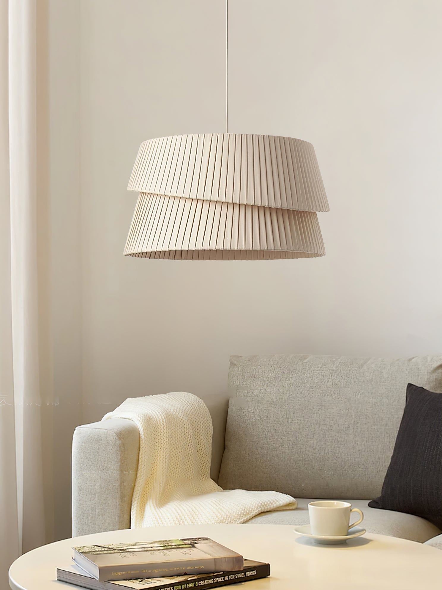 Ilira Suspension Tissu Twist Élégance Premium
