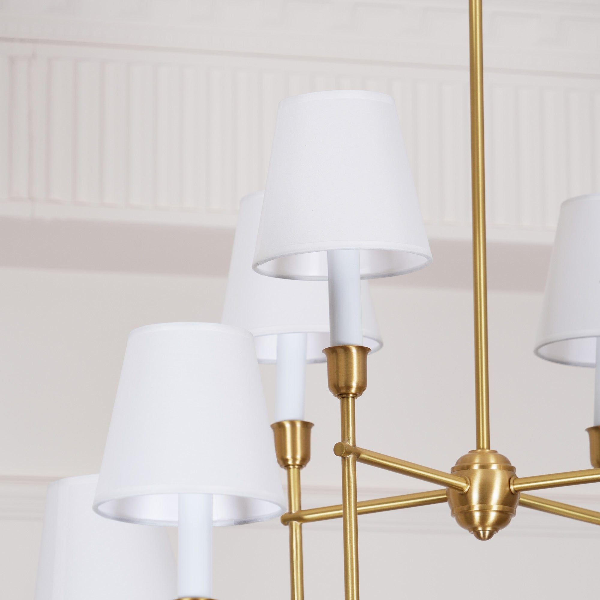 Talia Lustre de Luxe en Laiton et Tissu
