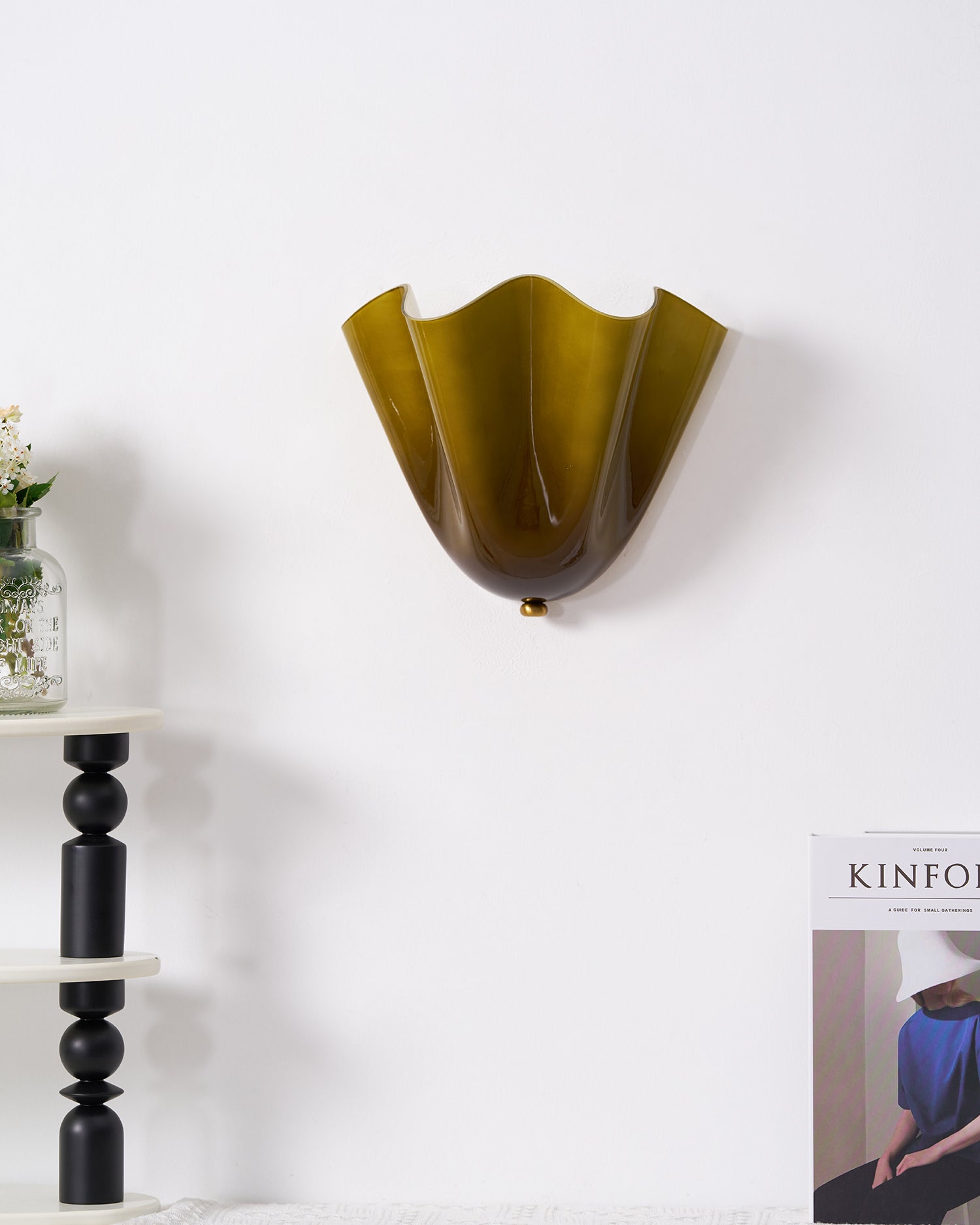 Lustra Lampe Murale Élégante aux Courbes Douces