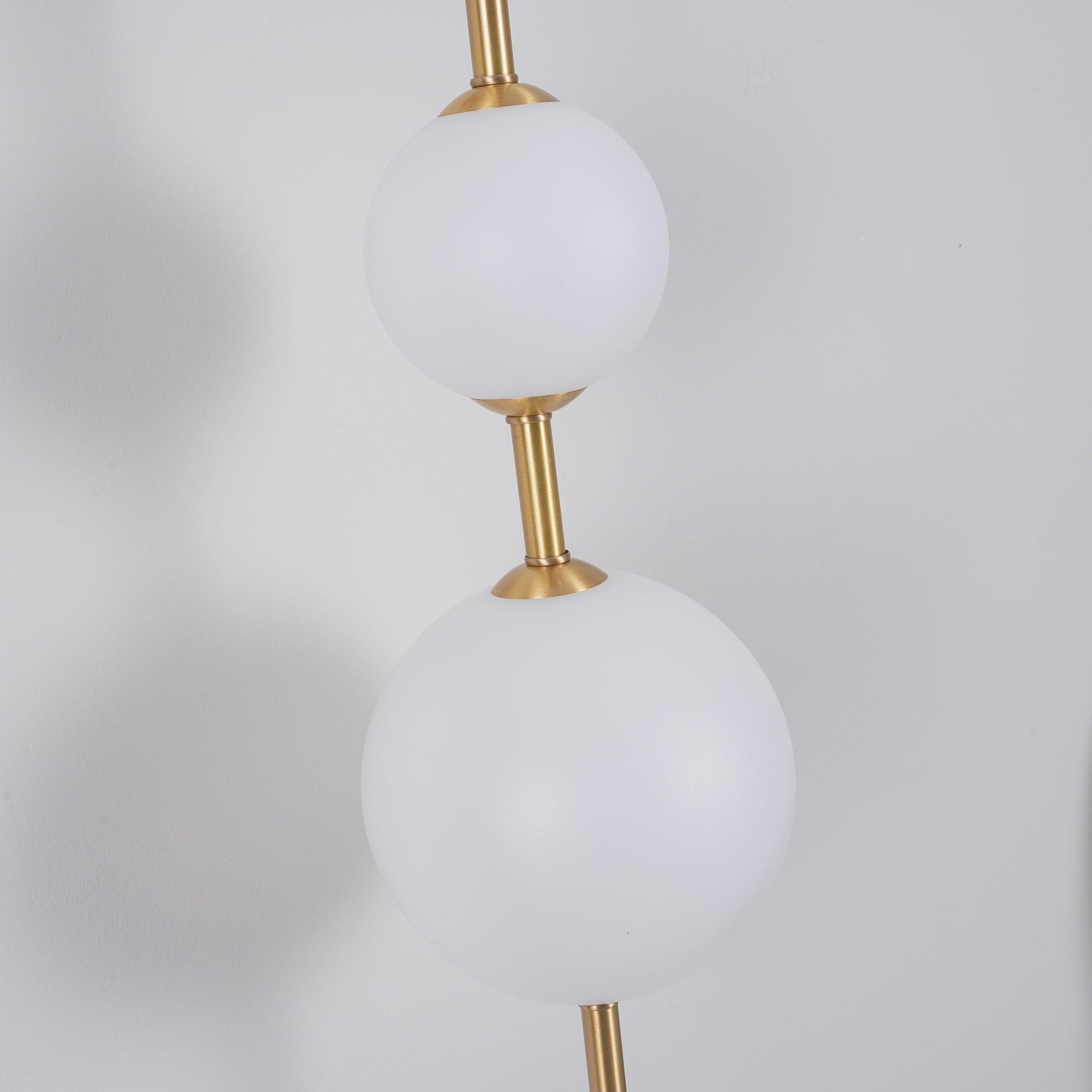 Ilraeia Vertical Globe Plug-in Wall Lamp