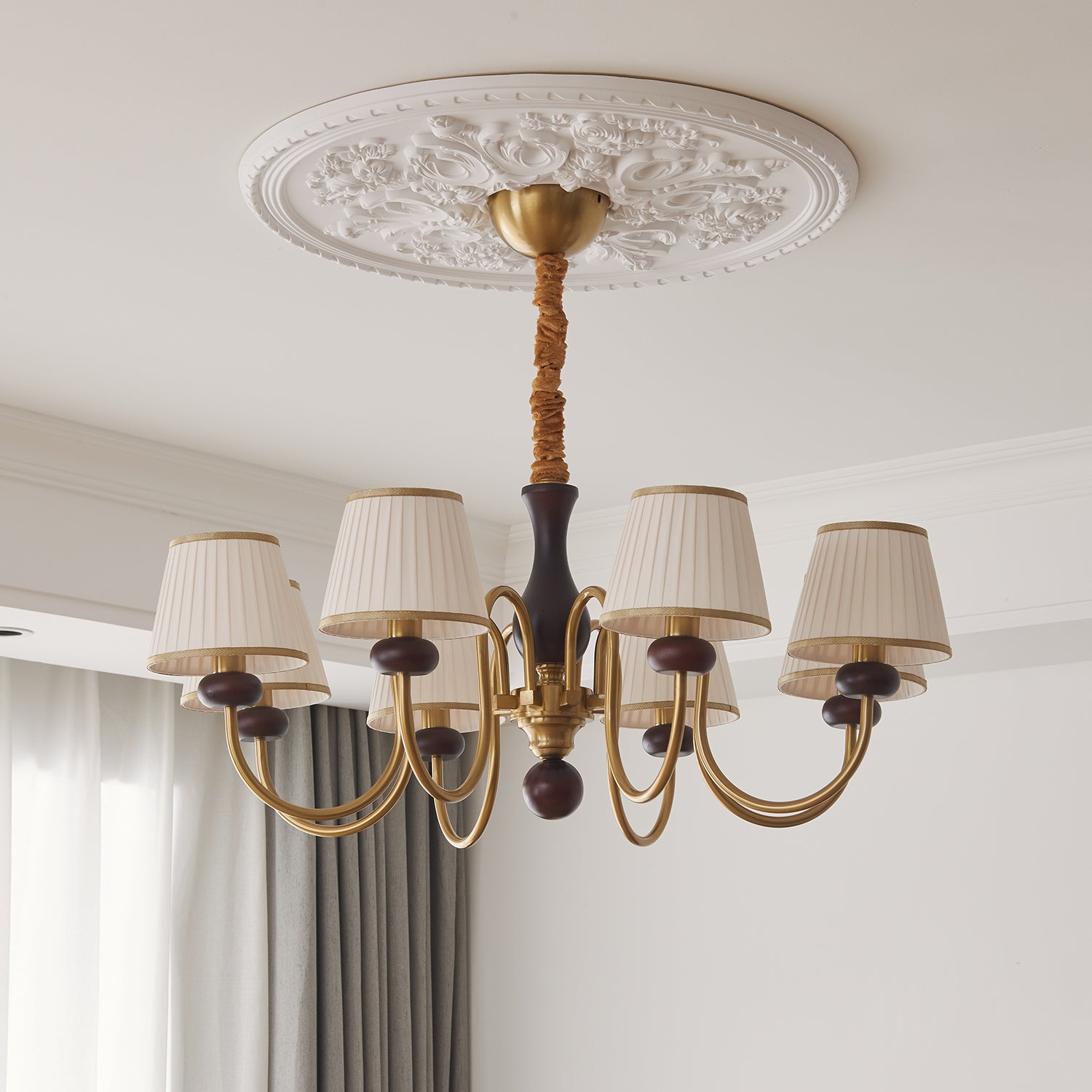 Erthaos Lustre Bois Tissu Plissé Élégance Traditionnelle