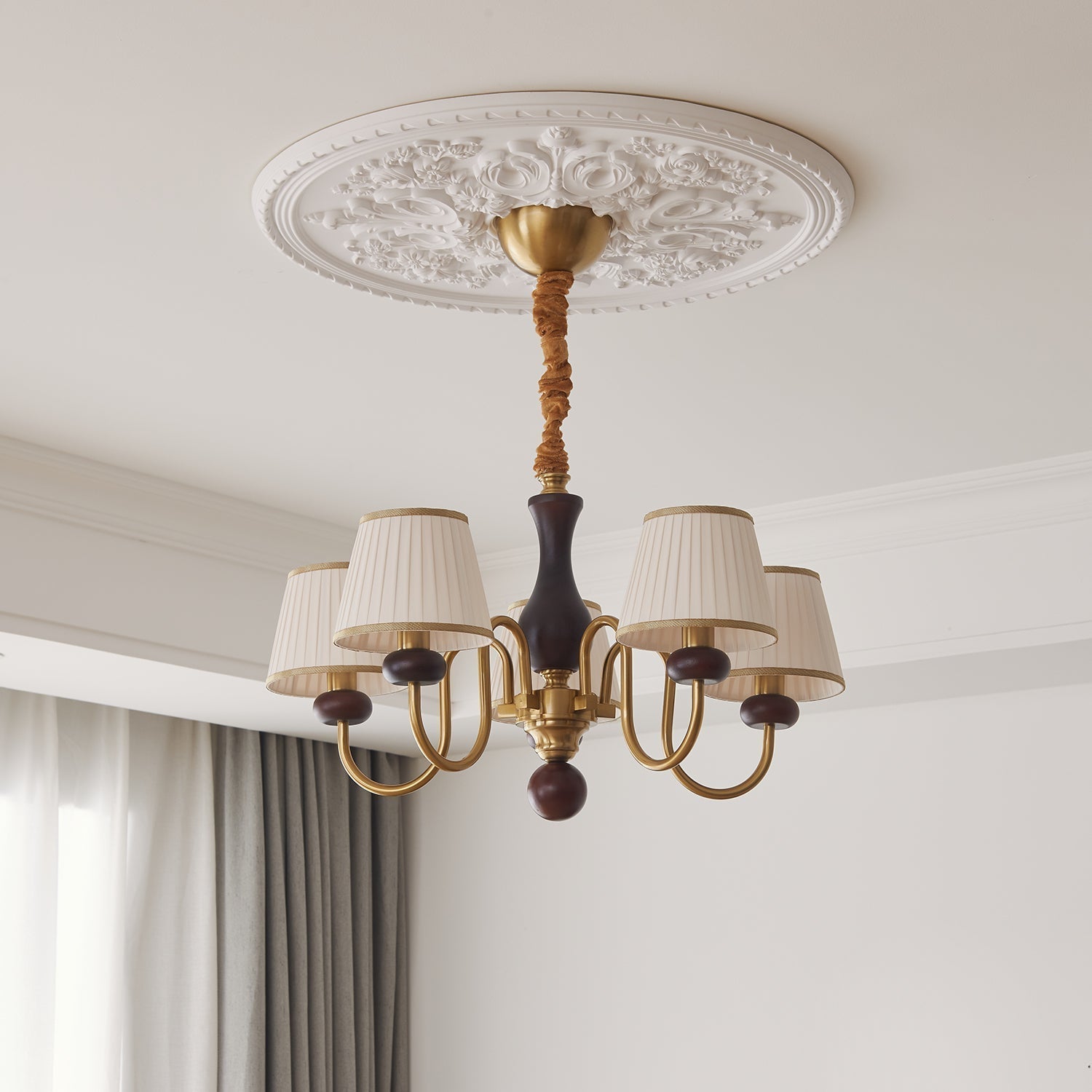 Erthaos Lustre Bois Tissu Plissé Élégance Traditionnelle