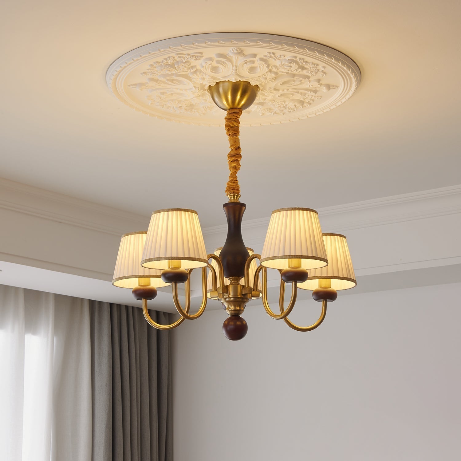 Erthaos Lustre Bois Tissu Plissé Élégance Traditionnelle