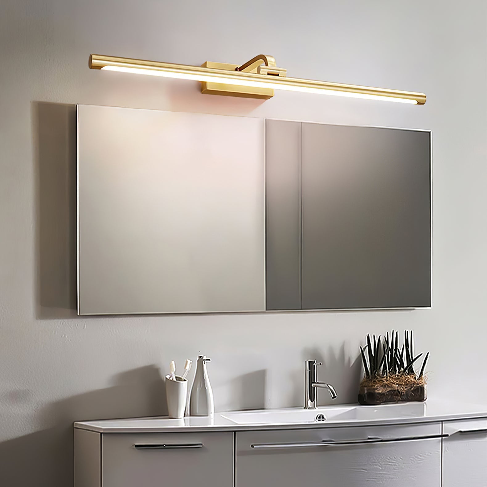 Lumare Applique murale minimaliste en laiton
