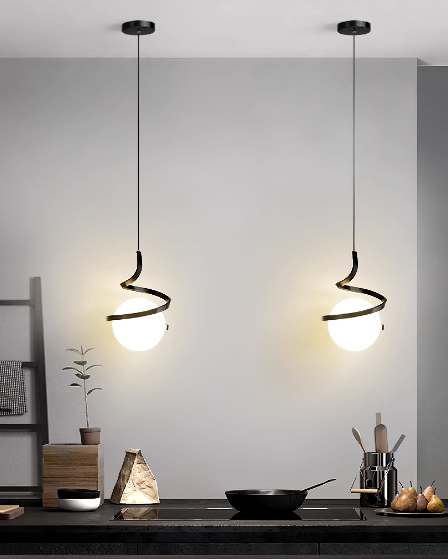Lampe Suspendue en Fil de Fer et Spirale en Verre
