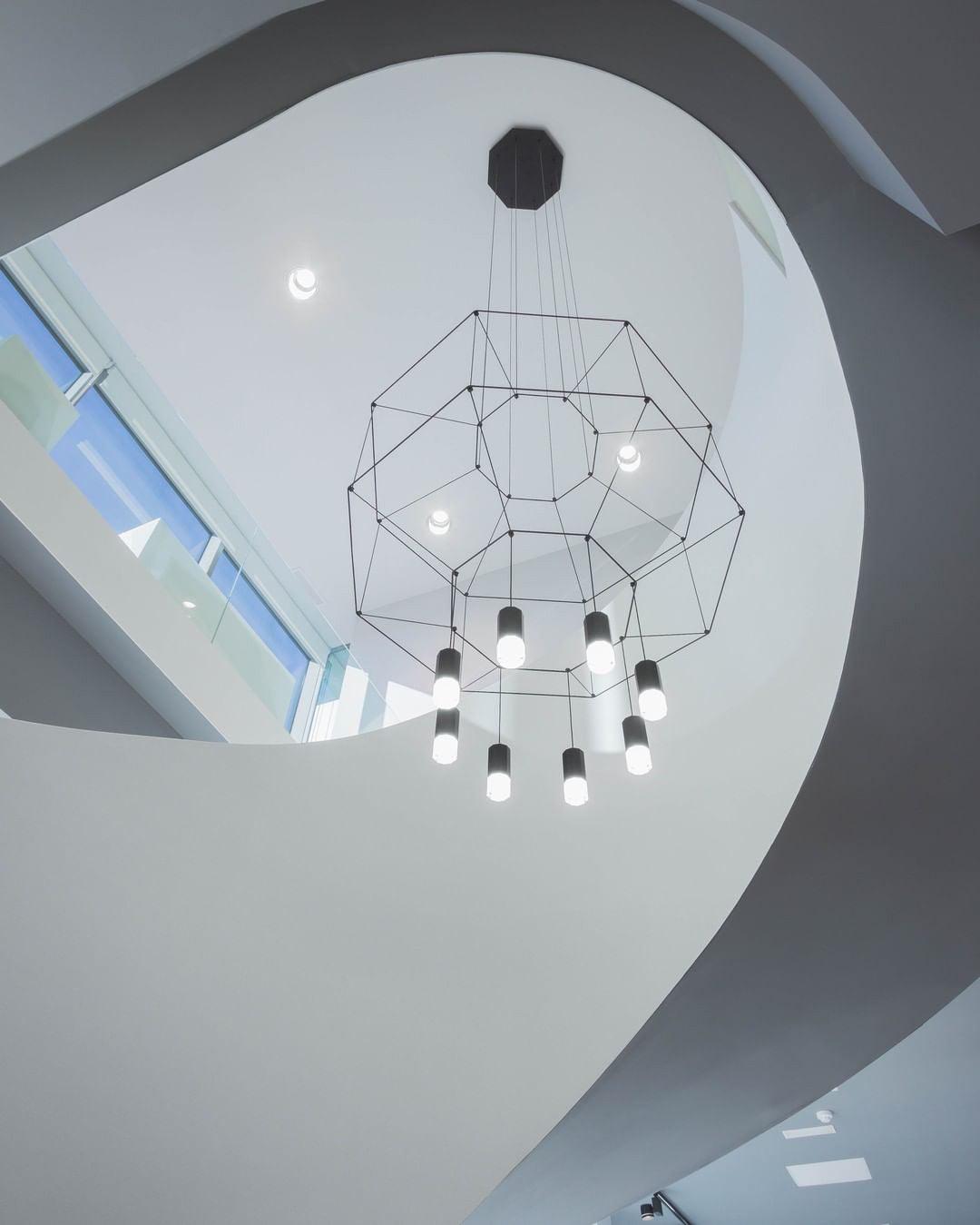 Lustra Suspension Géométrique en Fil Noir LED