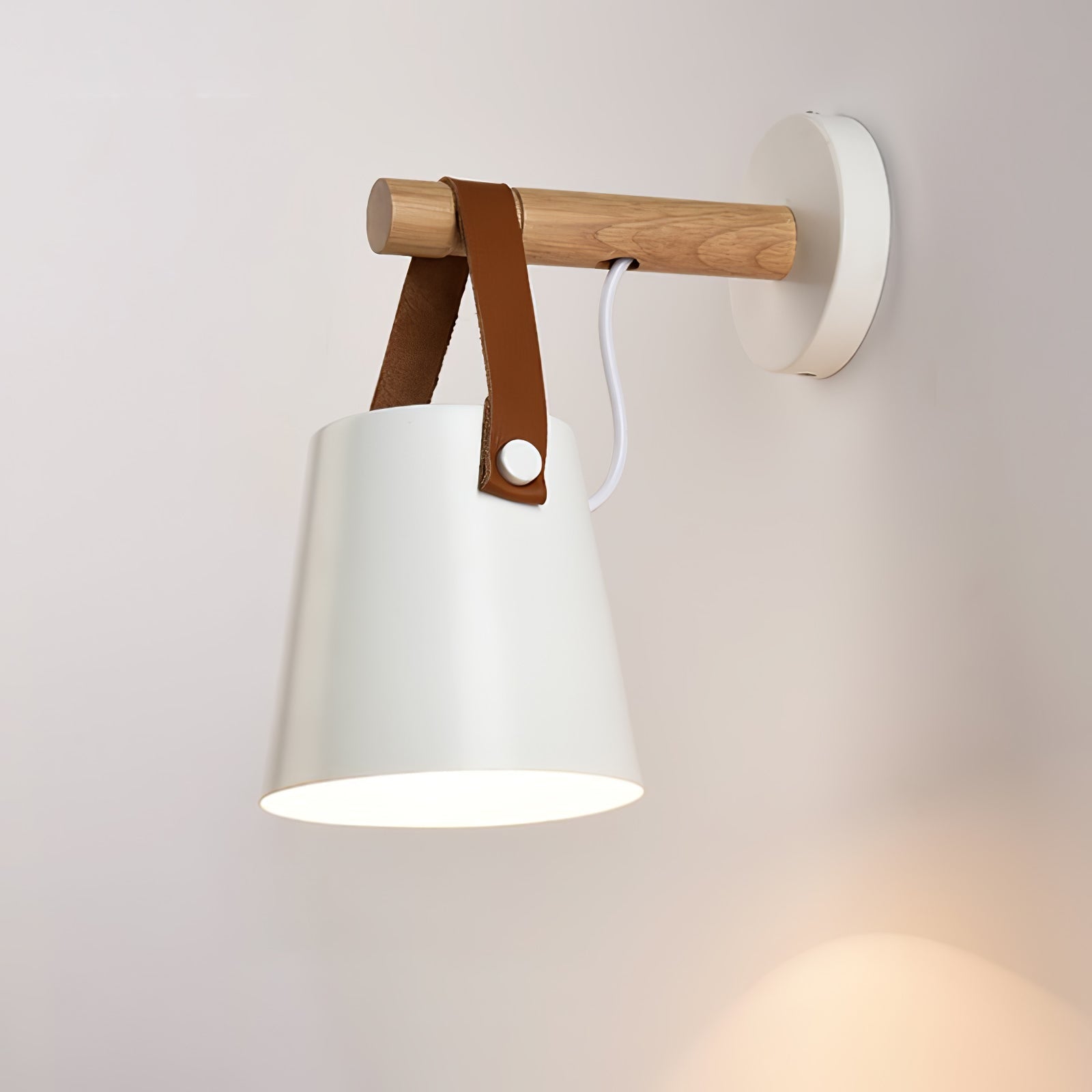 Solarese Applique en bois et cuir