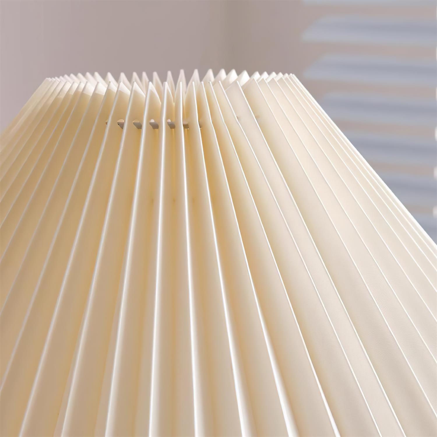 Zain Lampe de Table Plissée Papier Plissée Sculpturale en Bois