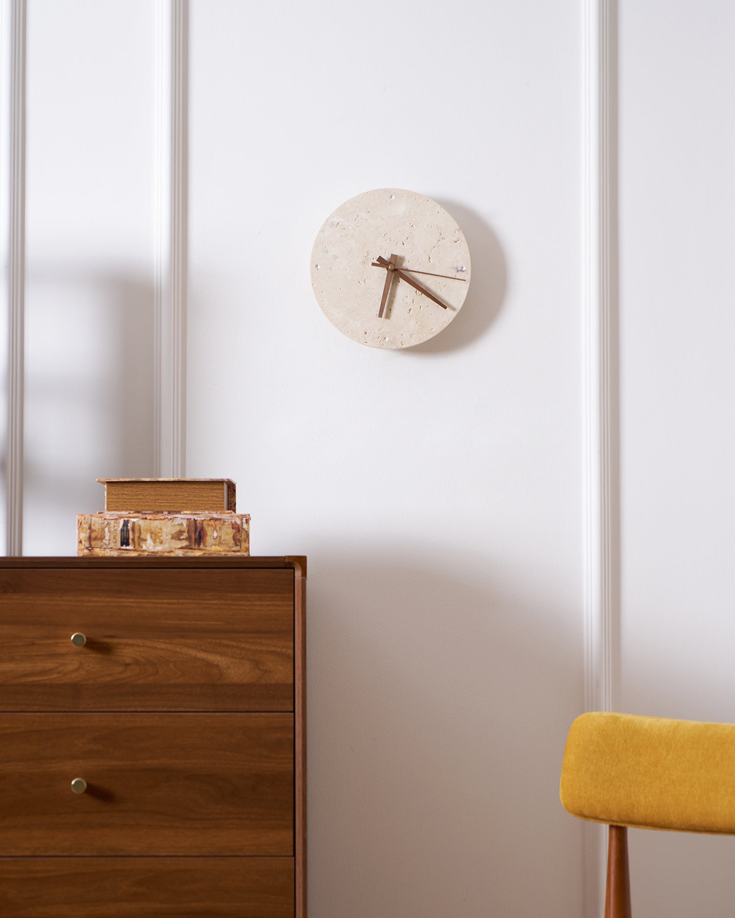 Drift Applique Murale Horloge Travertin