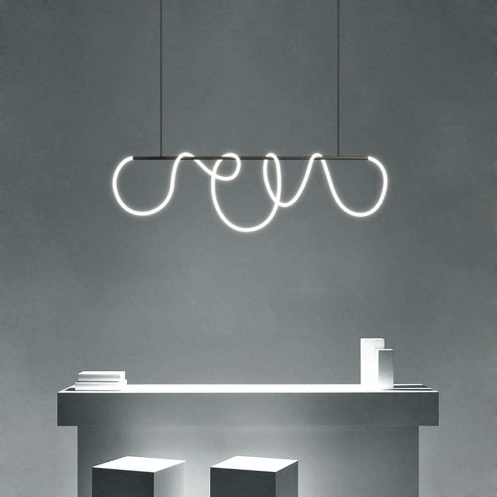 Xania Suspension Courbe/linéaire LED Postmoderne. Métal. Or/Noir. Salon
