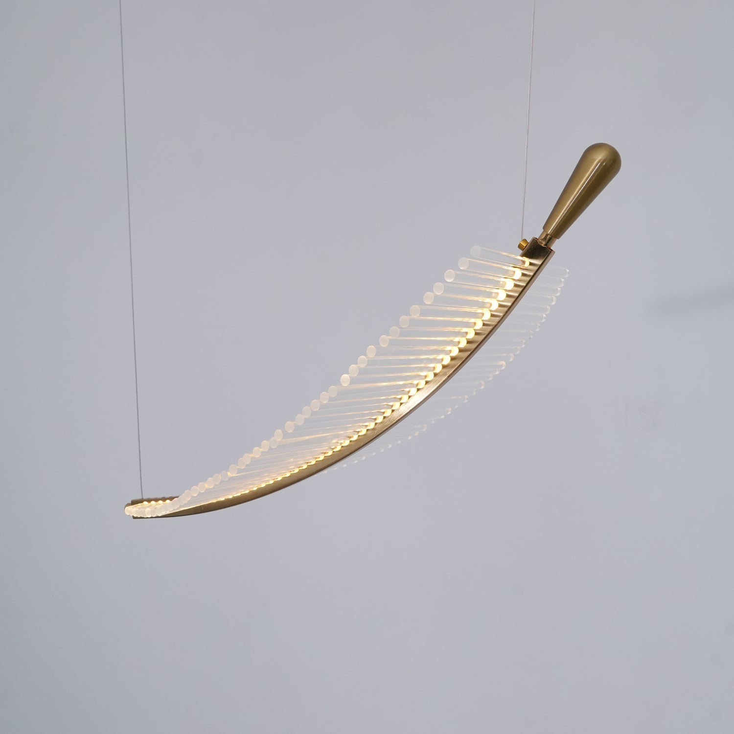 Lustra Lustre Leaf Acrylic Gold Elegant Modern